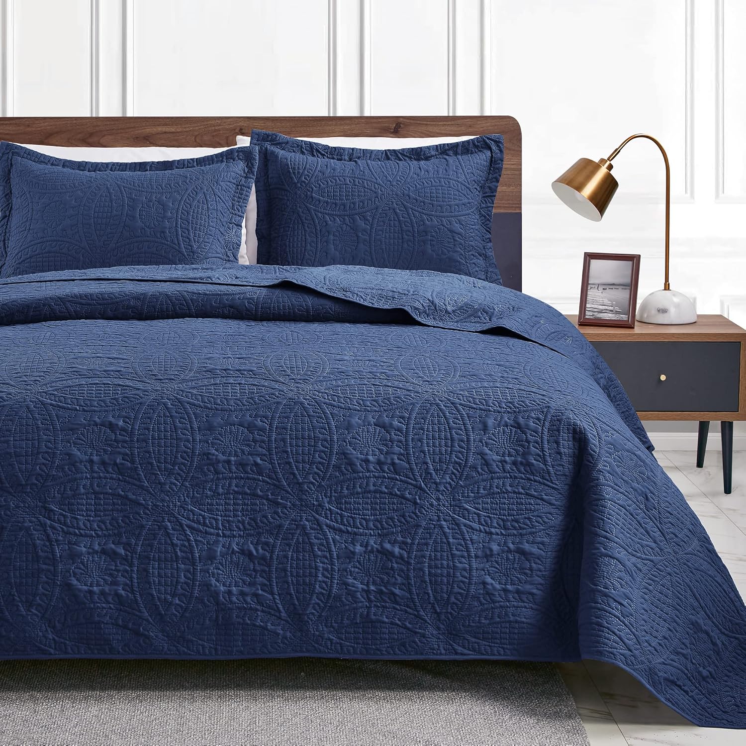 Love's cabin King Size Quilt Set Blue Bedspreads - Soft Bed Summer Lightweight Bedspread Comforter - Modern Style Coin Pattern Coverlet for All Season - 3 Pieces (1 Quilt, 2 Pillow Shams) - Image 17