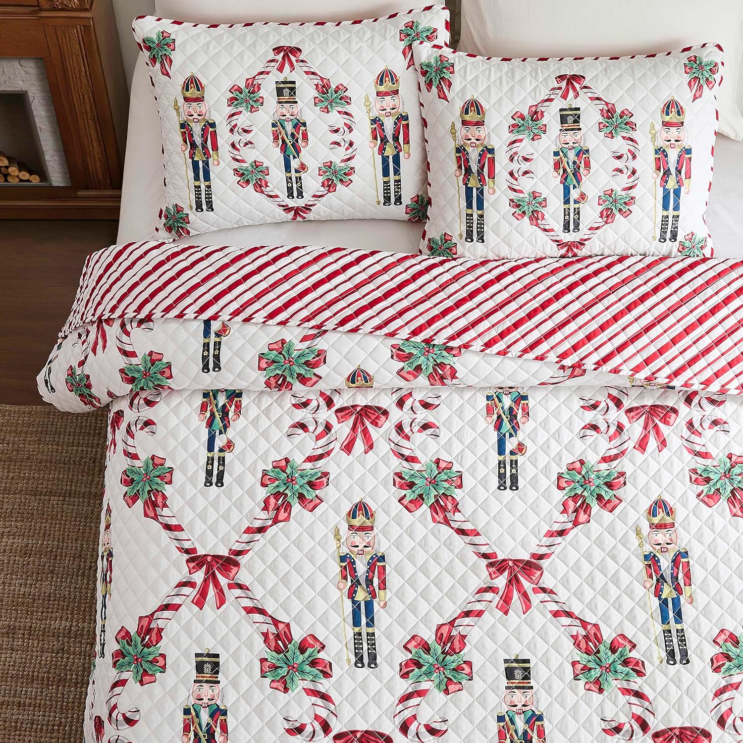 Avanti Linens - Full/Queen Quilt Set, Reversible Bedding with Matching Shams, Medium Weight Bed Set, Holiday Room Decor (Nutcracker) - Image 2