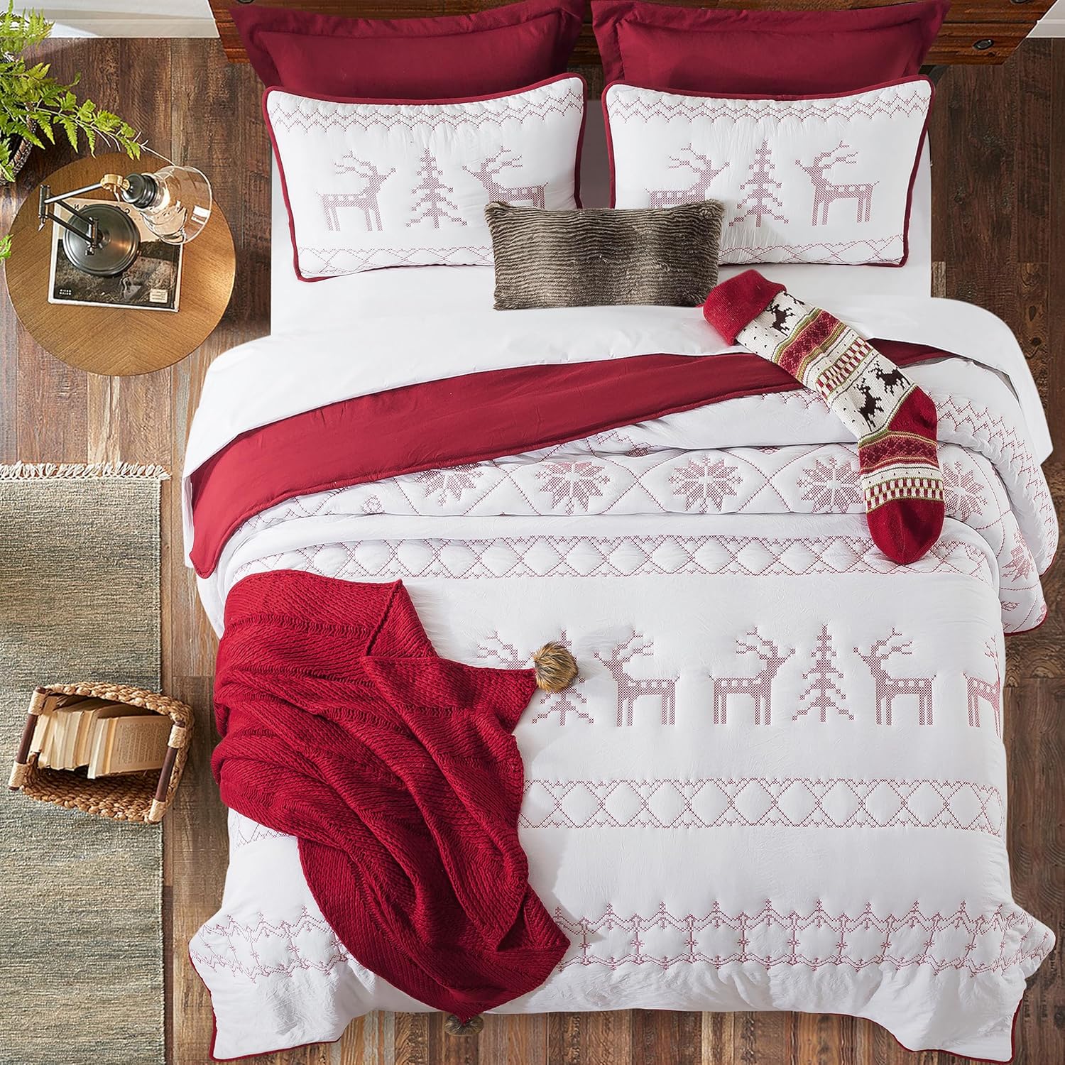 WDCOZY Red Christmas Oversized California King Size Quilt Bedding Sets with Pillow Shams, Cal King Soft Lightweight Bedspread Coverlet, 3 Pieces, 118x106 inches - Image 2