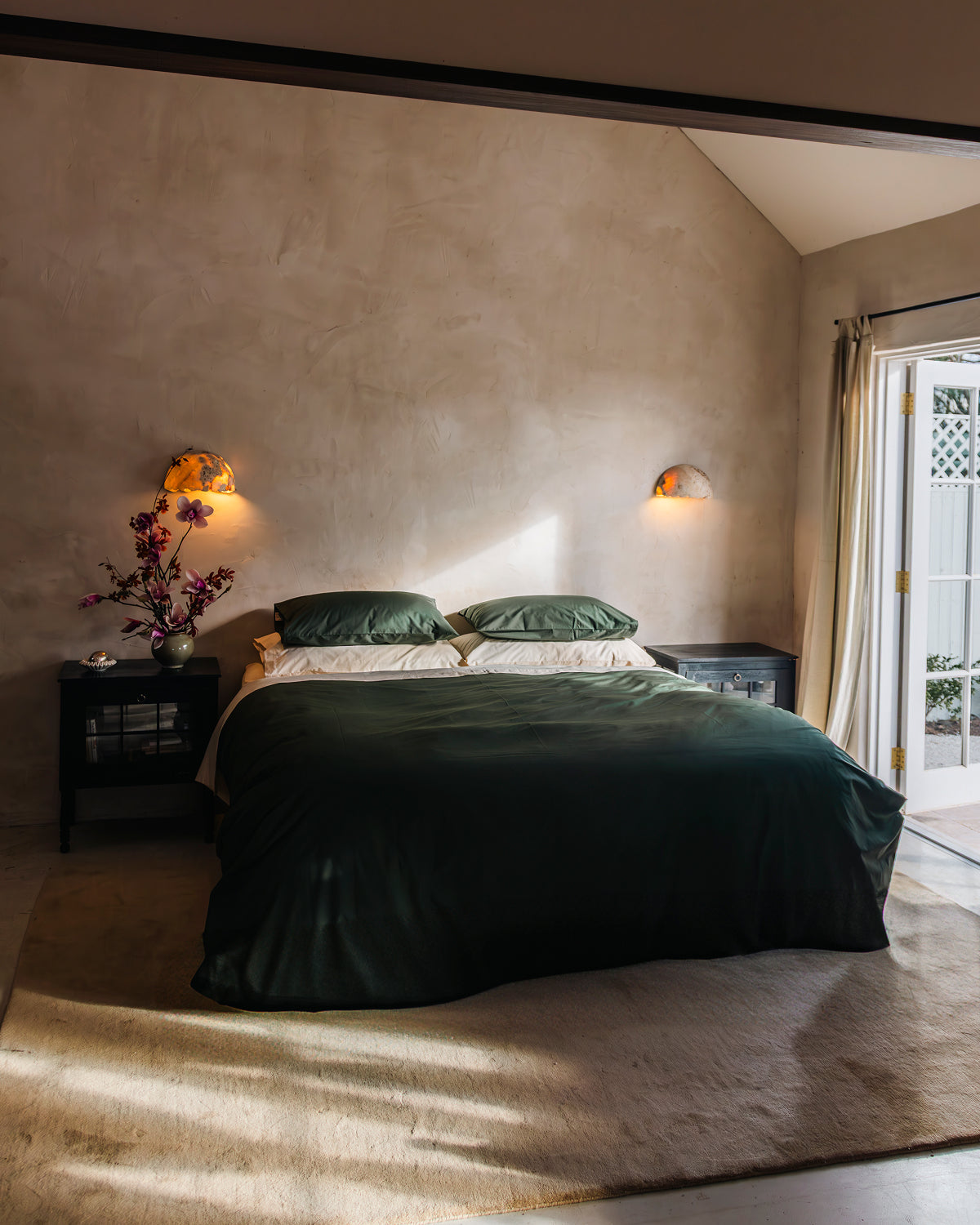 Vanilla Organic Cotton Percale Fitted Sheet Set - Image 9