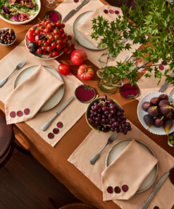Les Fruits Tomate Table Bundle