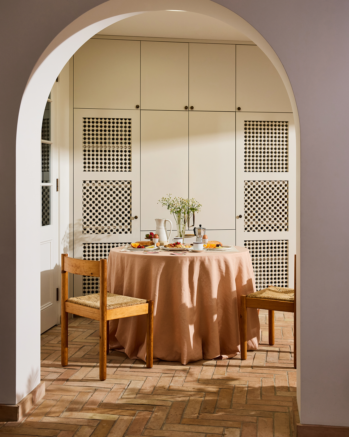 Les Fruits Fraise Table Bundle - Image 2