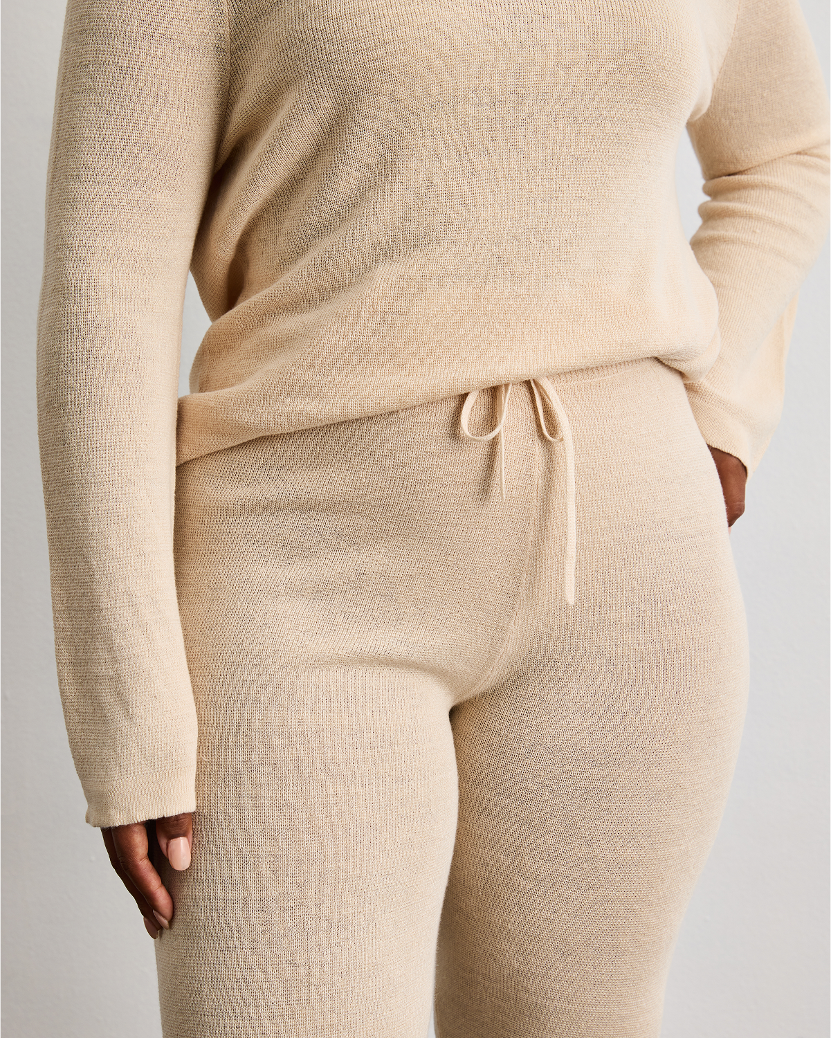 Veranda Linen Knit Pants in Oatmeal - Image 3