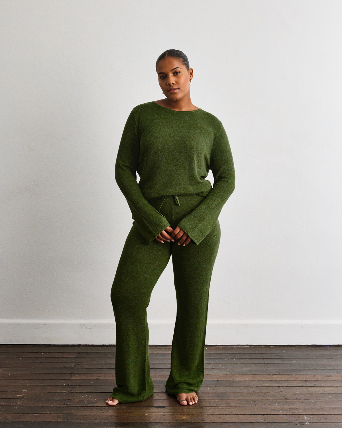 Veranda Linen Knit Sweater in Olive - Image 2