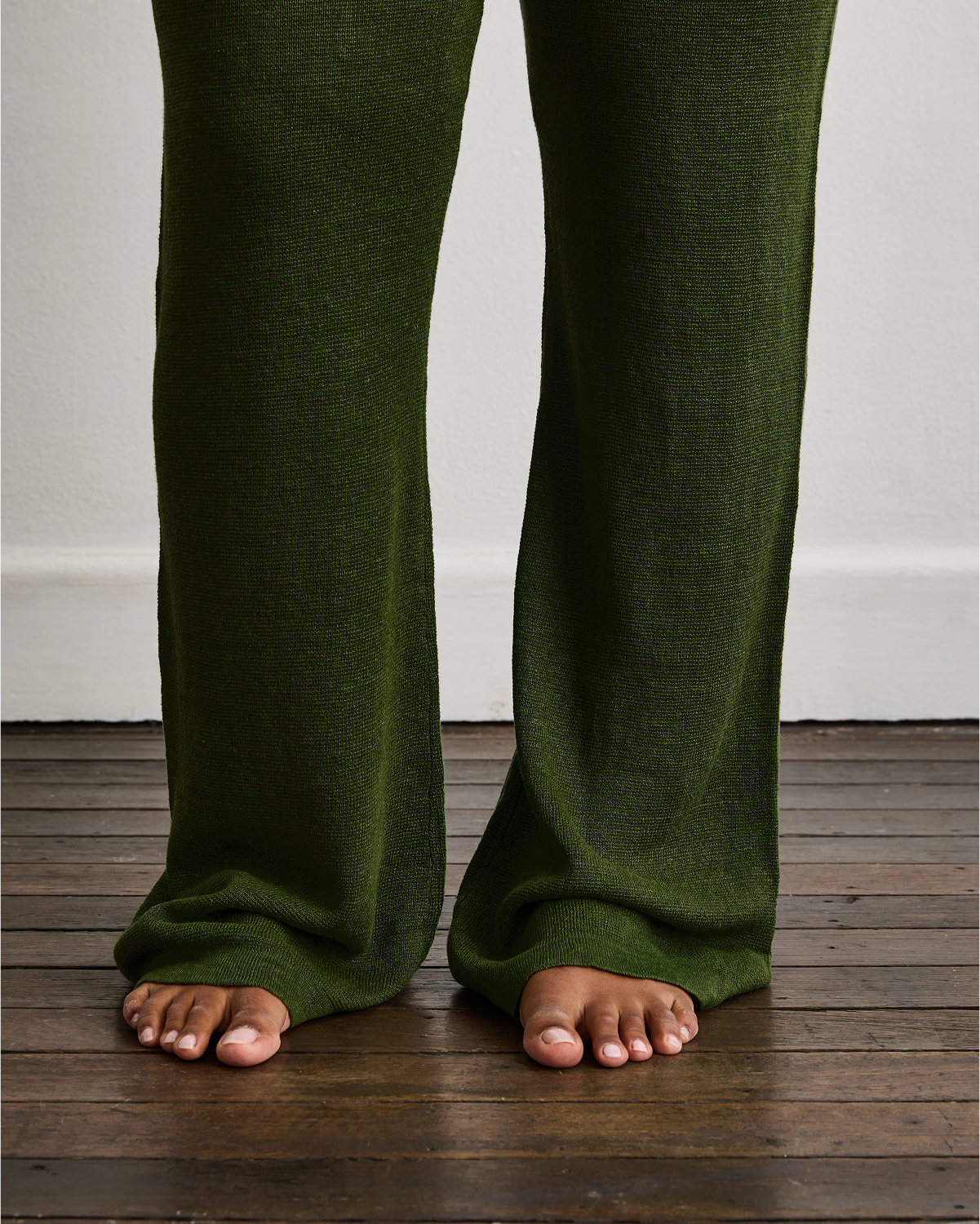 Veranda Linen Knit Pants in Olive - Image 4