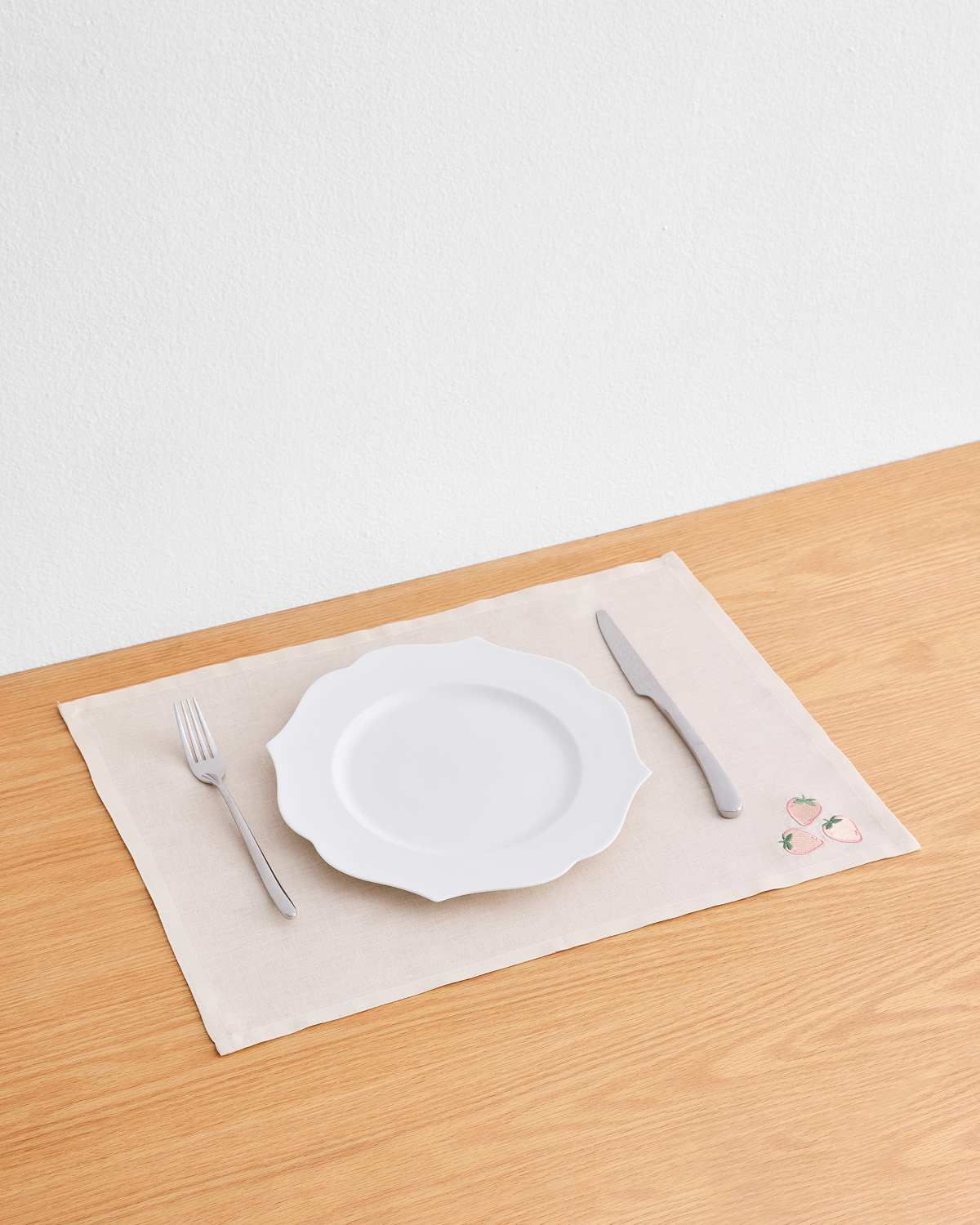 Les Fruits Fraise Table Bundle - Image 3