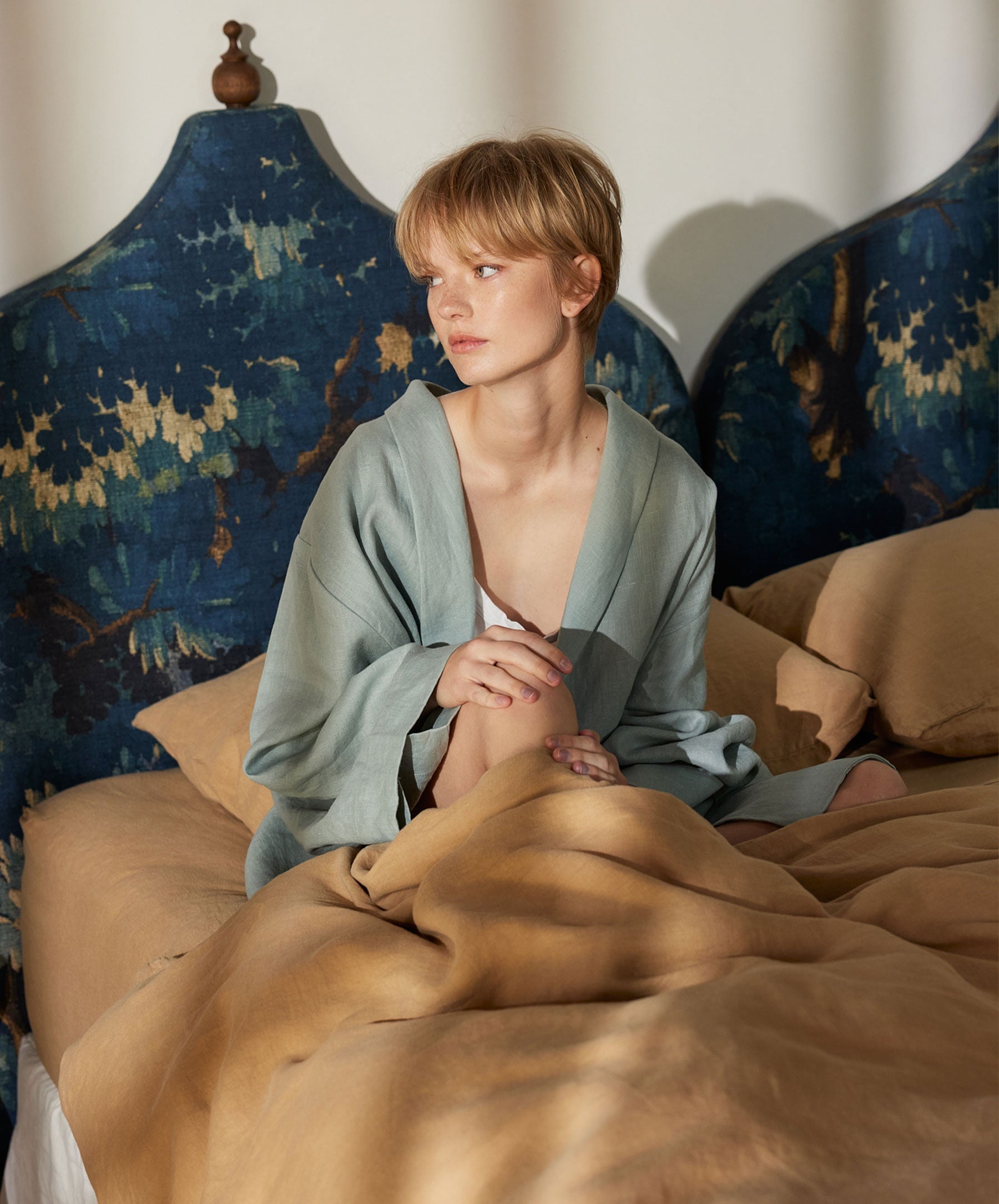 Linen Sheet Set with Pillowcases - Sand - Image 4