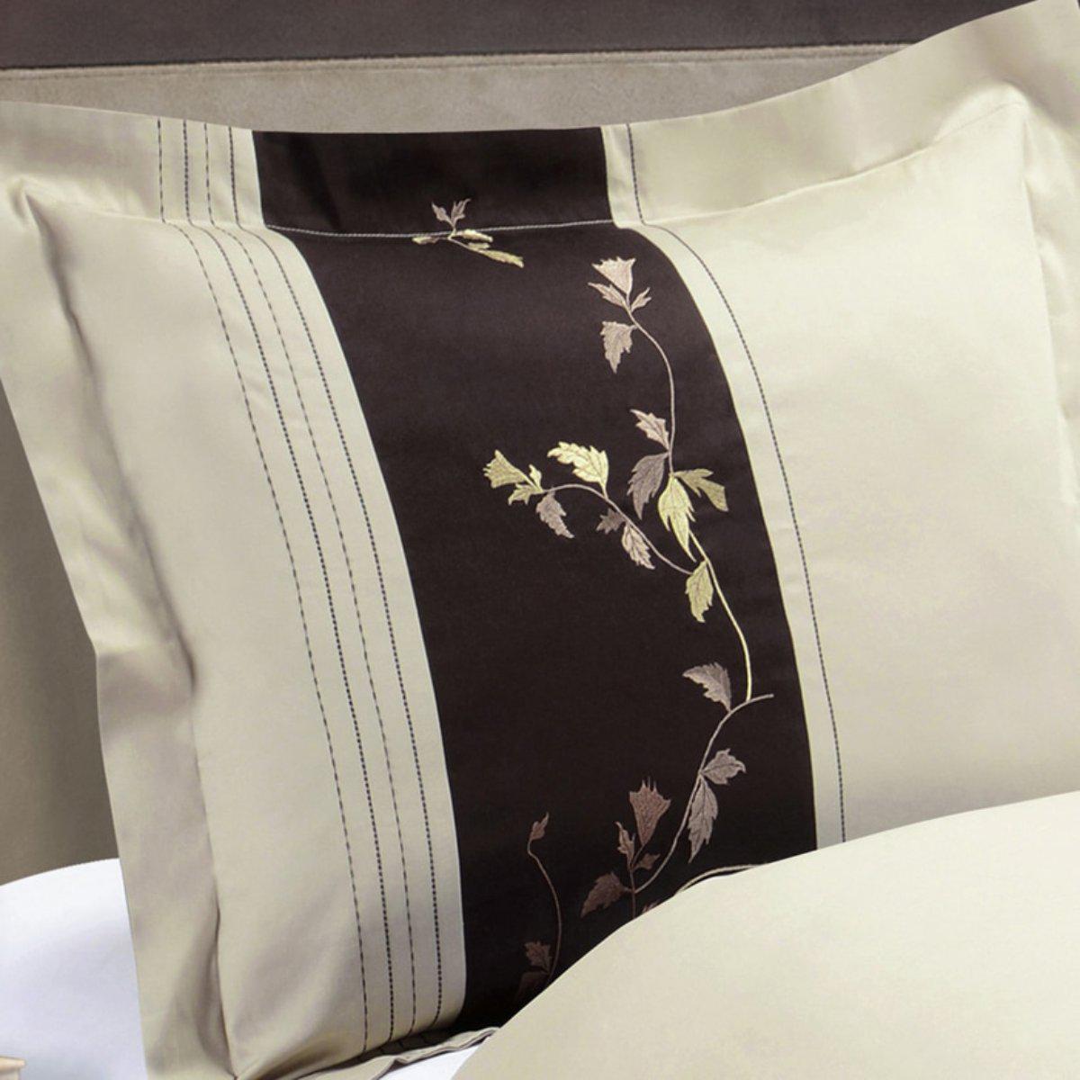 Celeste Cotton Embroidered Duvet Cover Sets. Full/Queen - Image 2