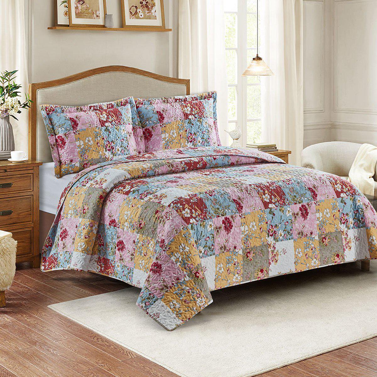 Daphne Reversible Quilt -Bedspread Set - Image 2