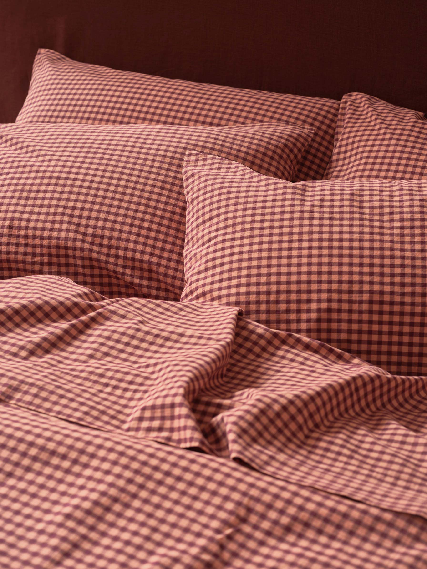 Fig & Blush Pink Gingham Washed Cotton Percale Pillowcases (Pair)