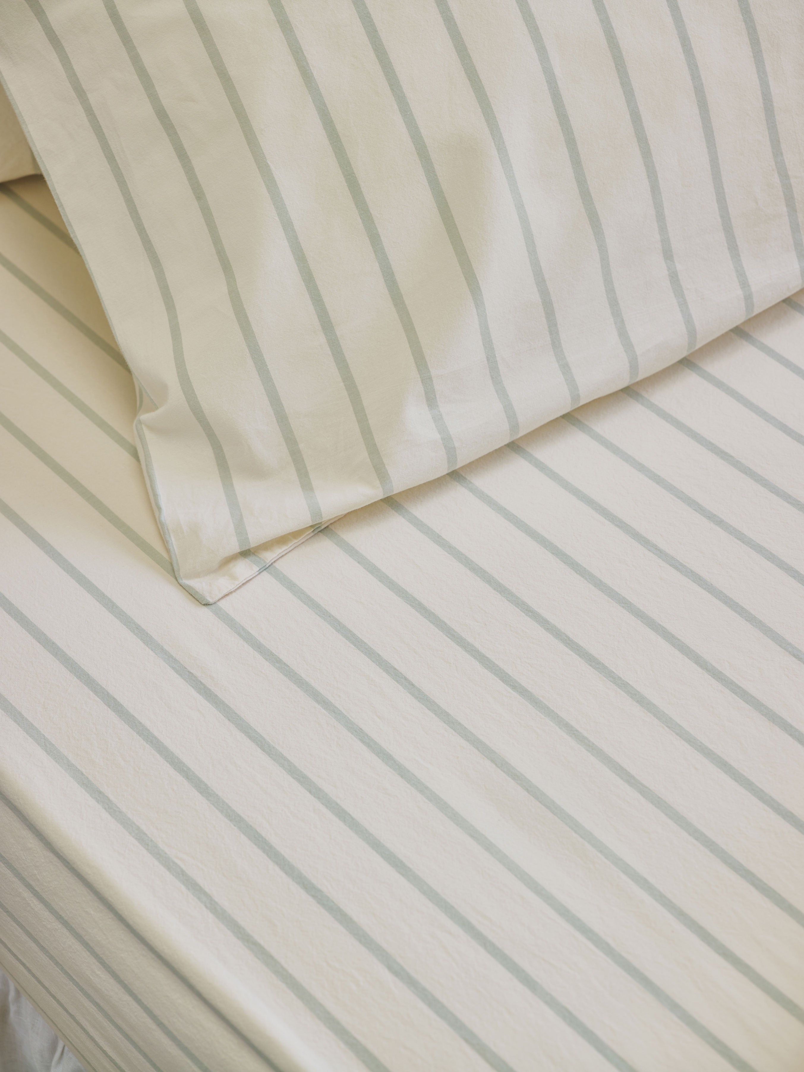 Mellow Green Slumber Stripe Cotton Fitted Sheet