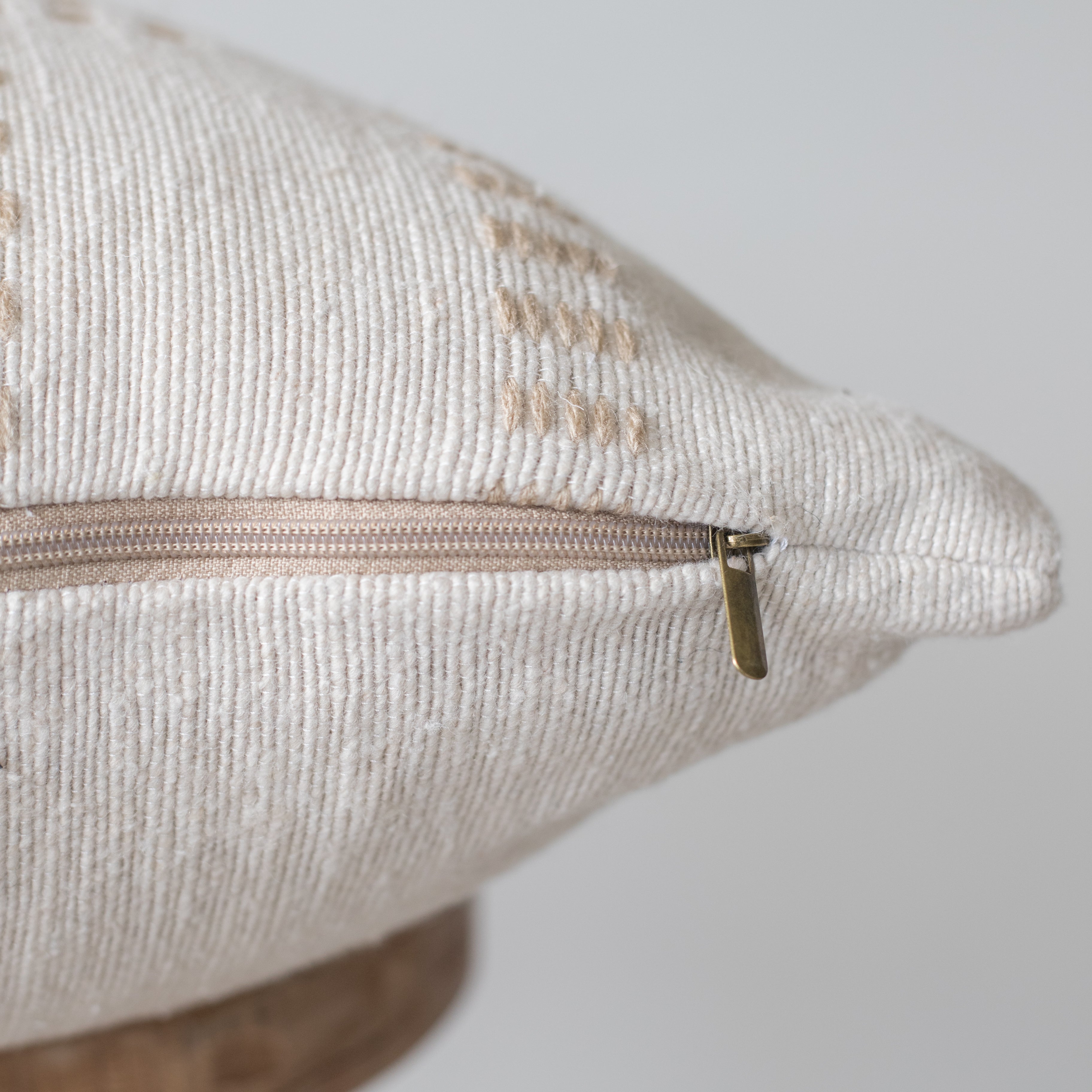 Aspen In Creme - 22 - Image 3