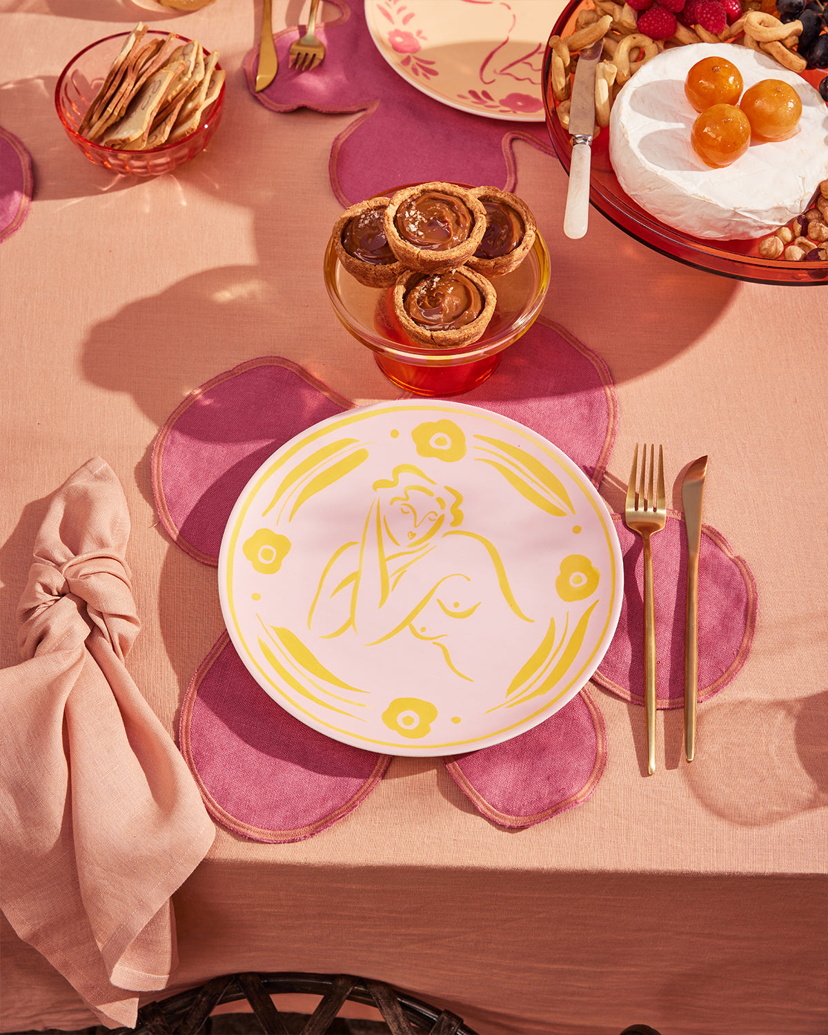 Liv & Dom x Bed Threads 'Amber Bloom' Ceramic Dinner Plate - Image 3