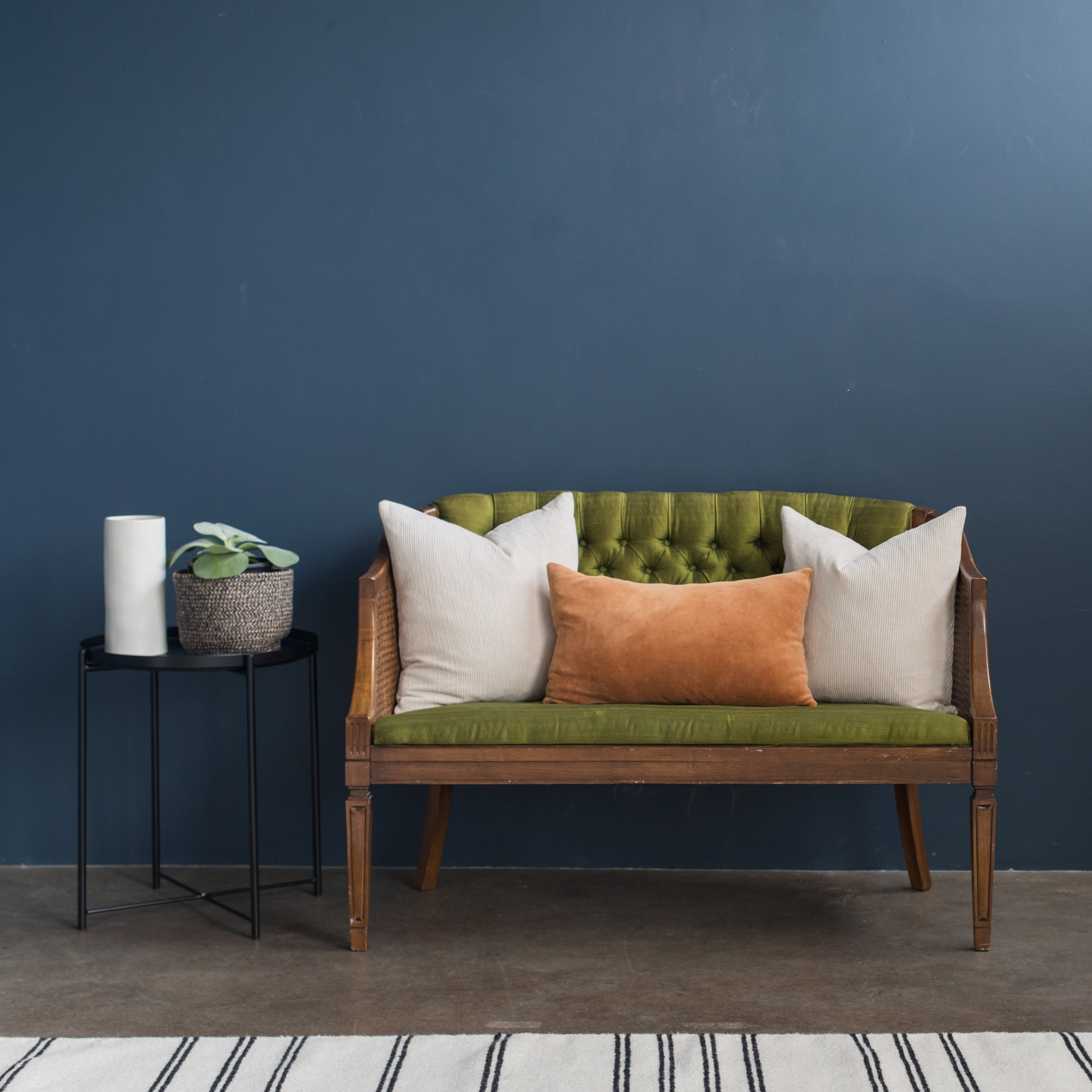 Velvet - Lumbar (3 Colors) - Image 4