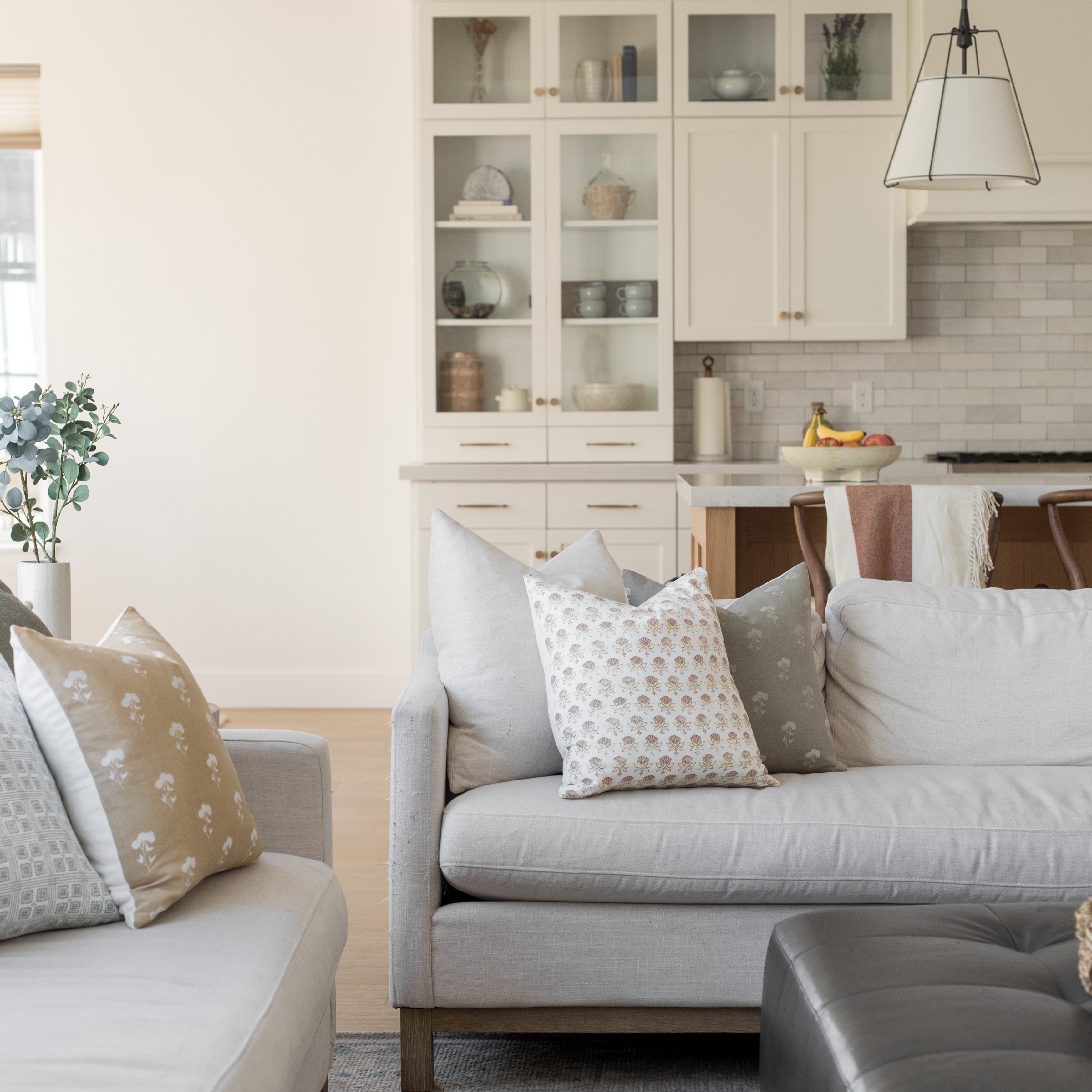 Fleur - Gray Floral - 18 | 22 | 24 - Image 4