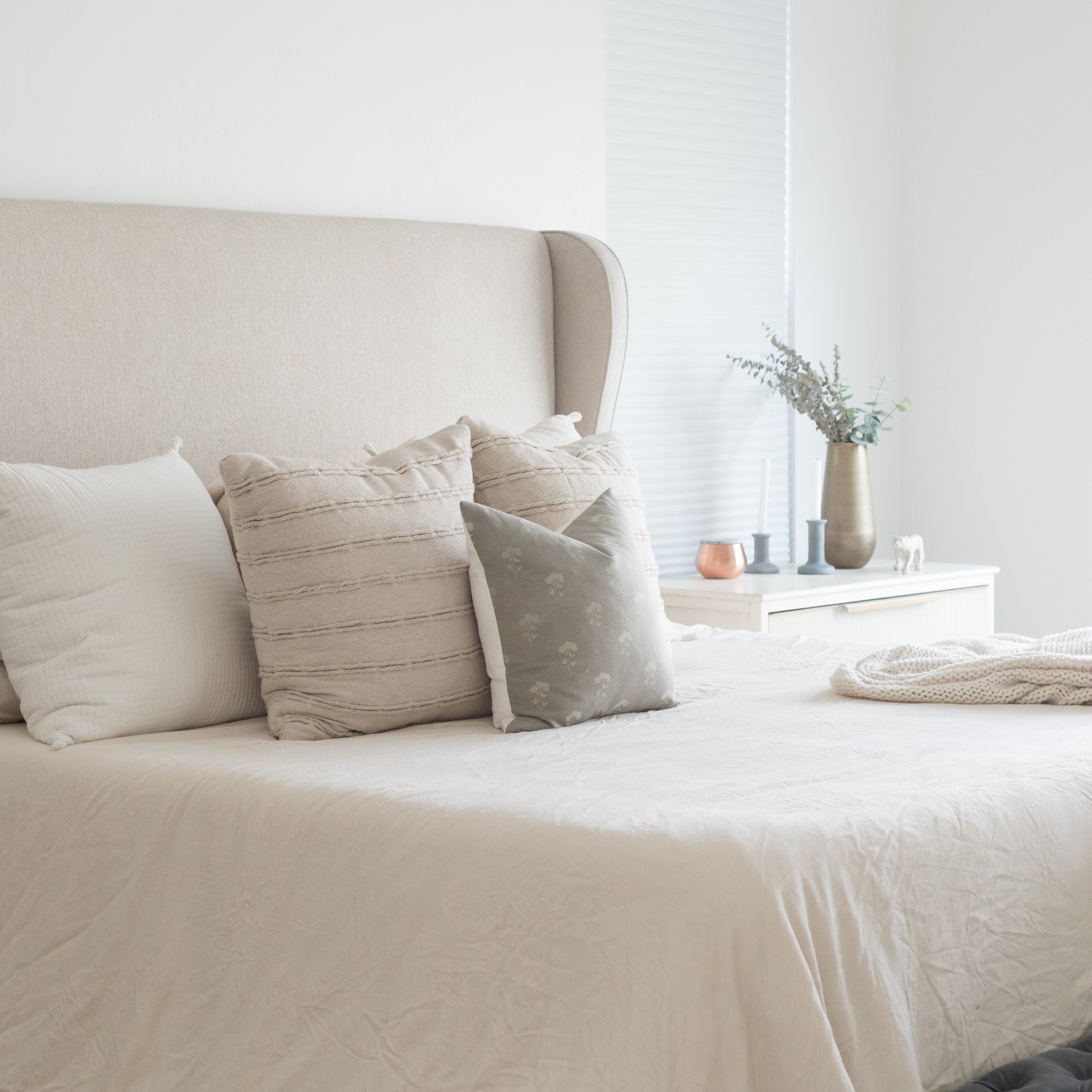 Fleur - Gray Floral - 18 | 22 | 24 - Image 6