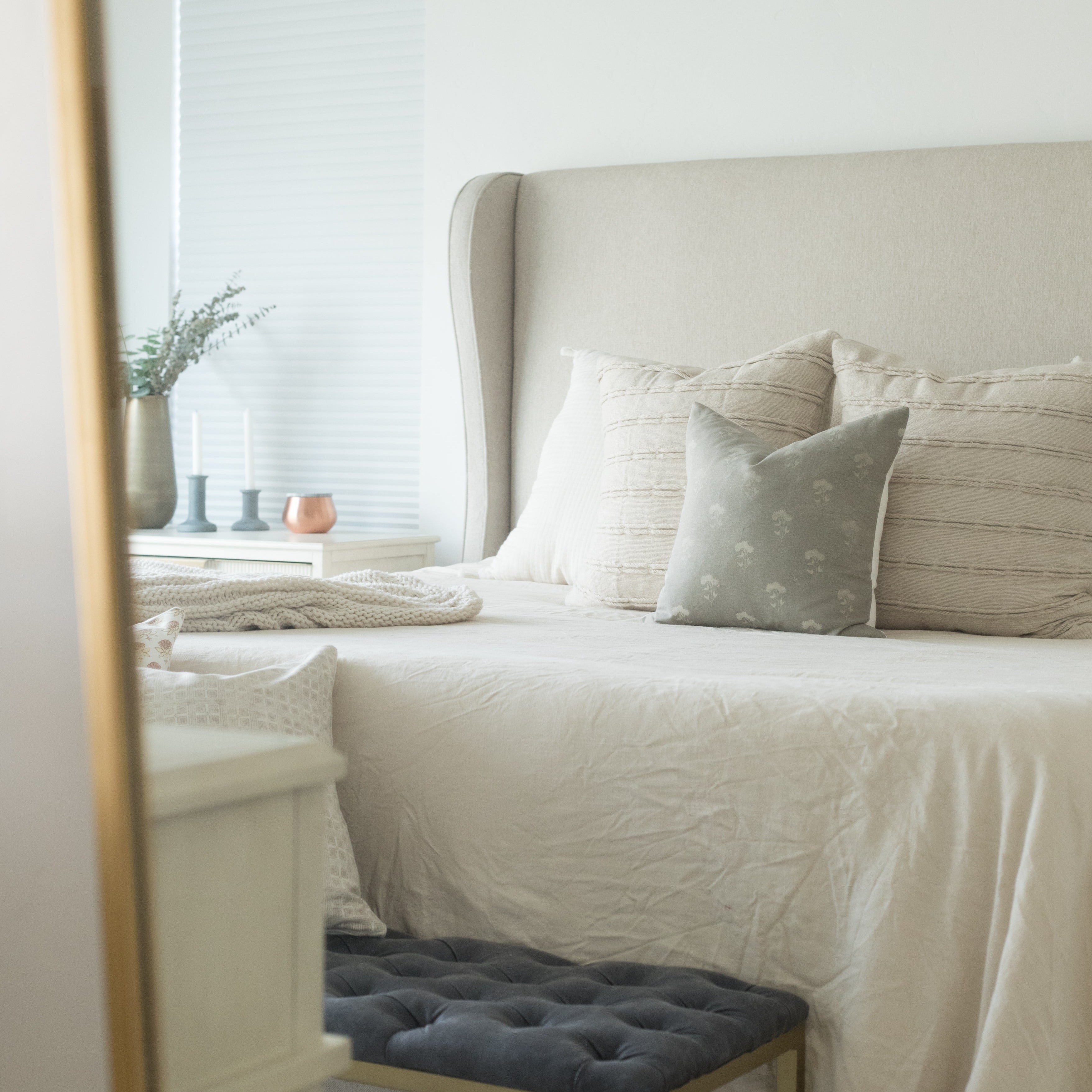 Fleur - Gray Floral - 18 | 22 | 24 - Image 3