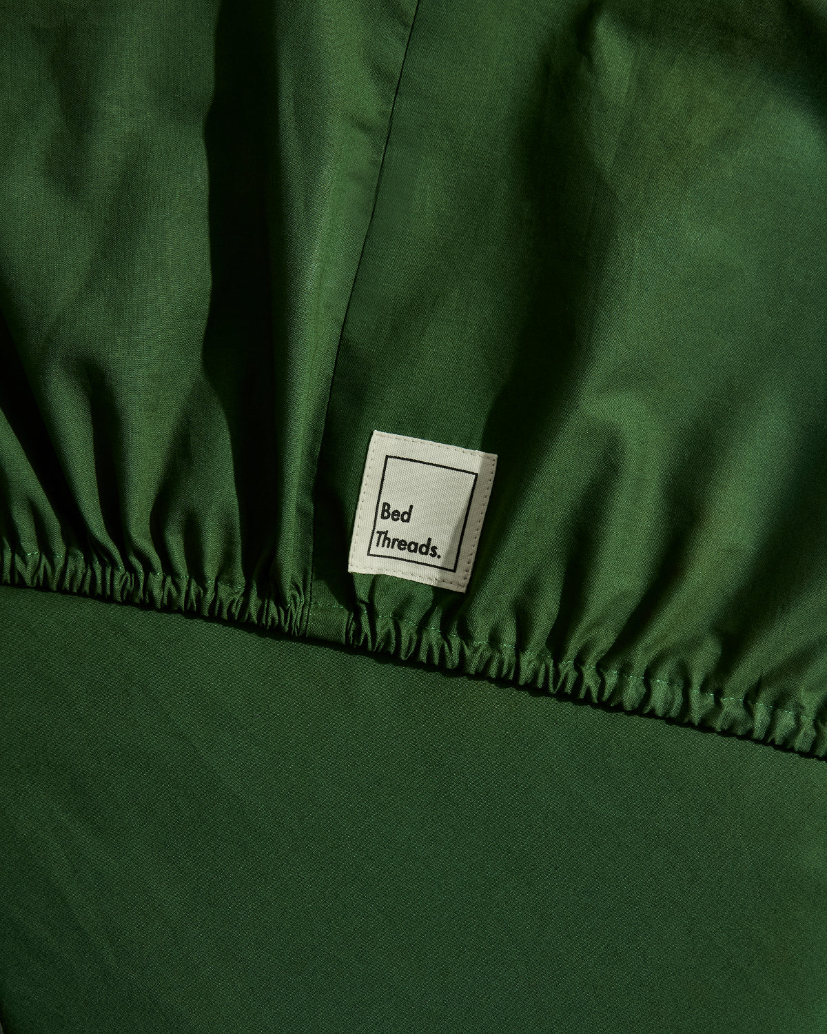 Moss Organic Cotton Percale Fitted Sheet Set - Image 3