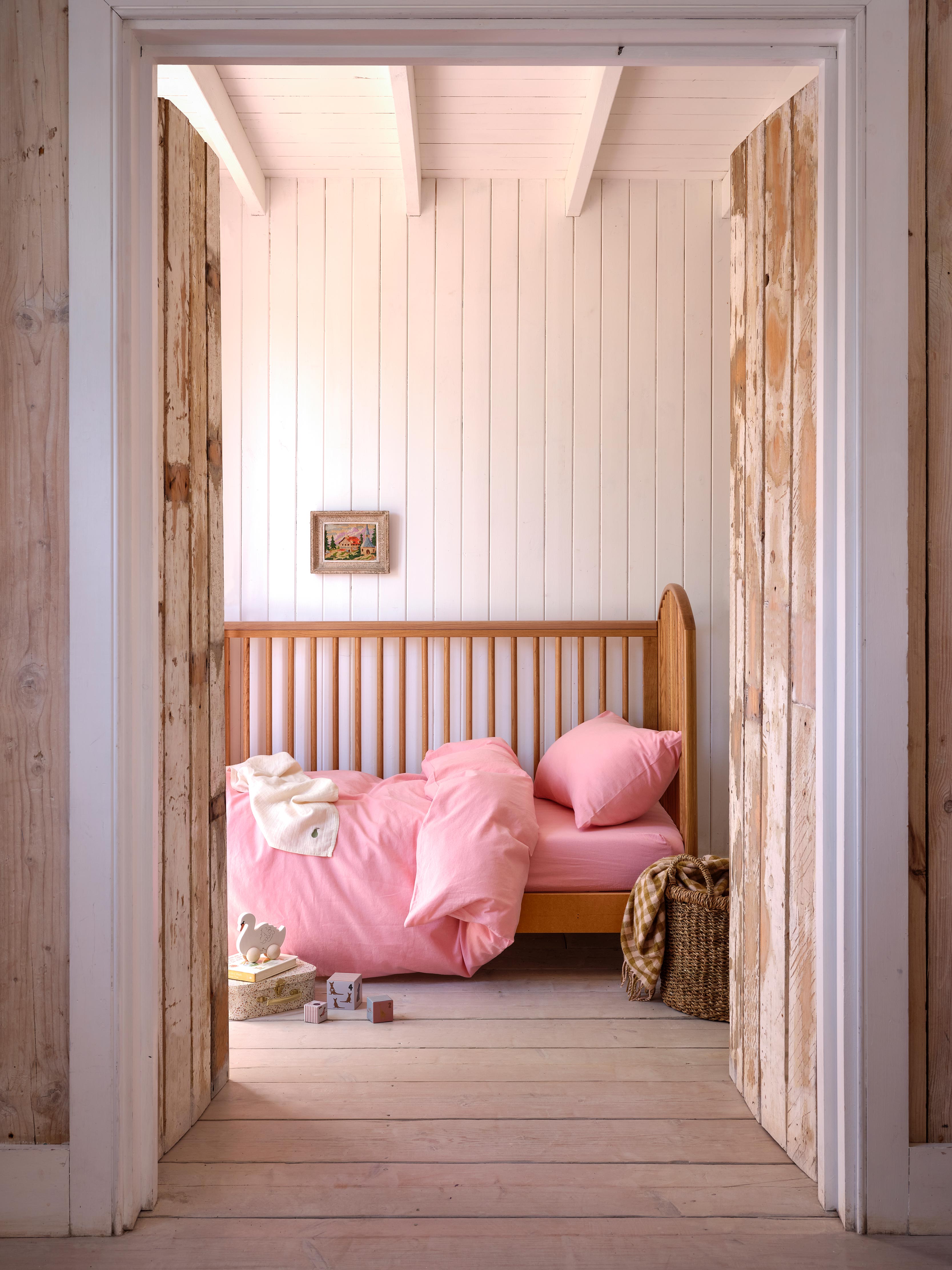 Pink Bloom Kids Linen Blend Fitted Sheet - Image 2