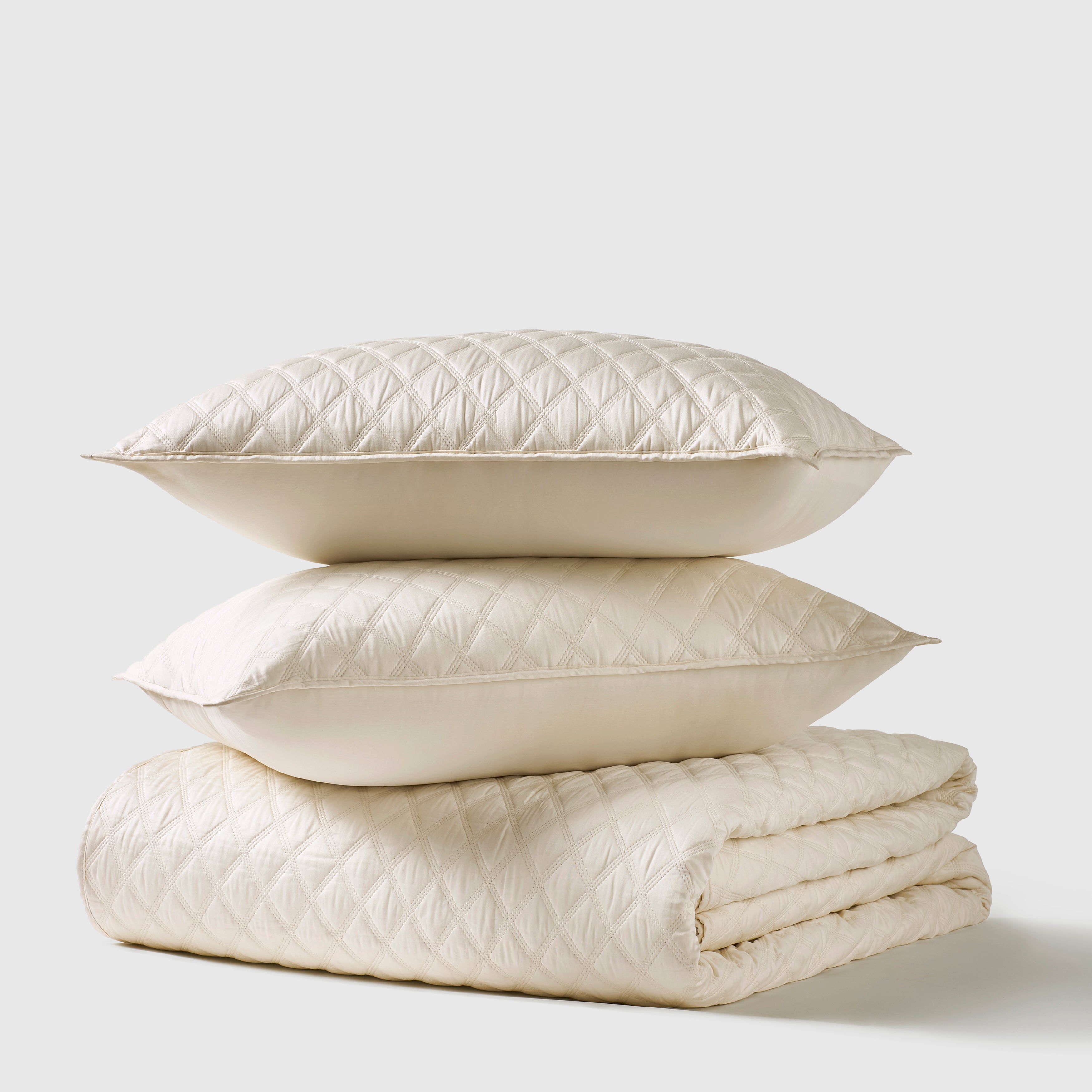 Premier Sateen Quilt Set - Image 3