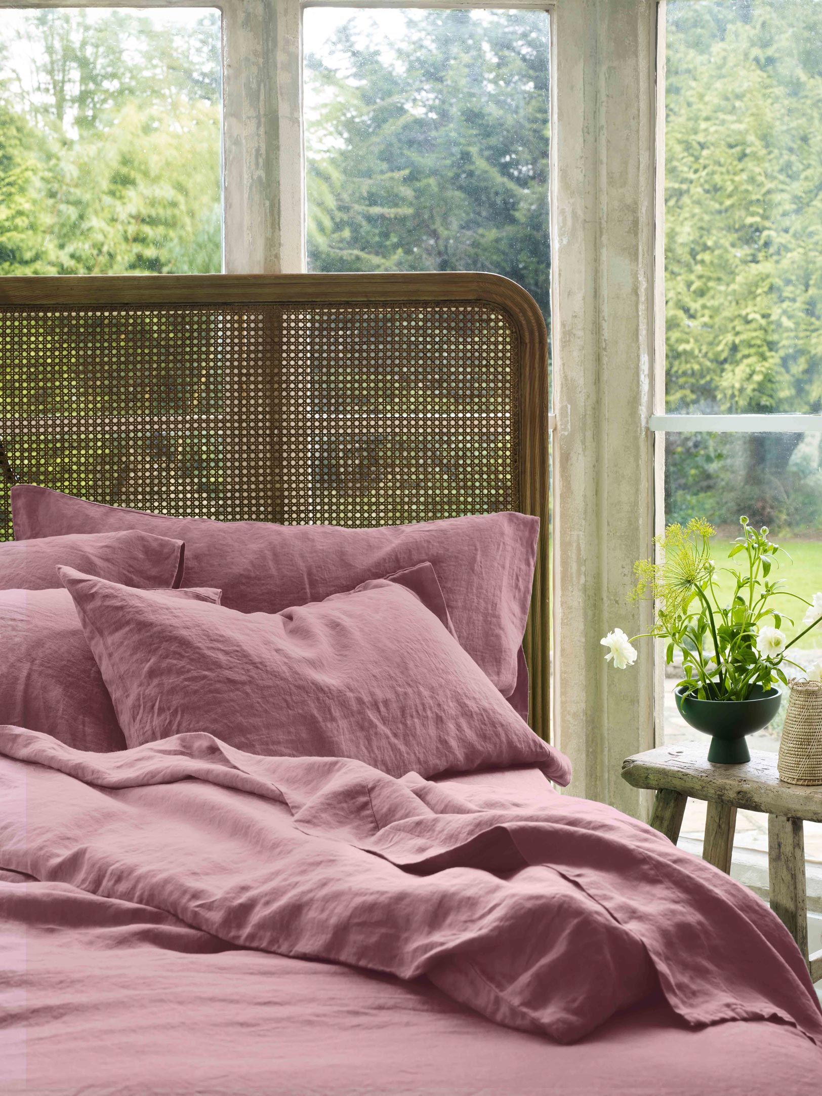 Raspberry Linen Blend Pillowcase (Pair)