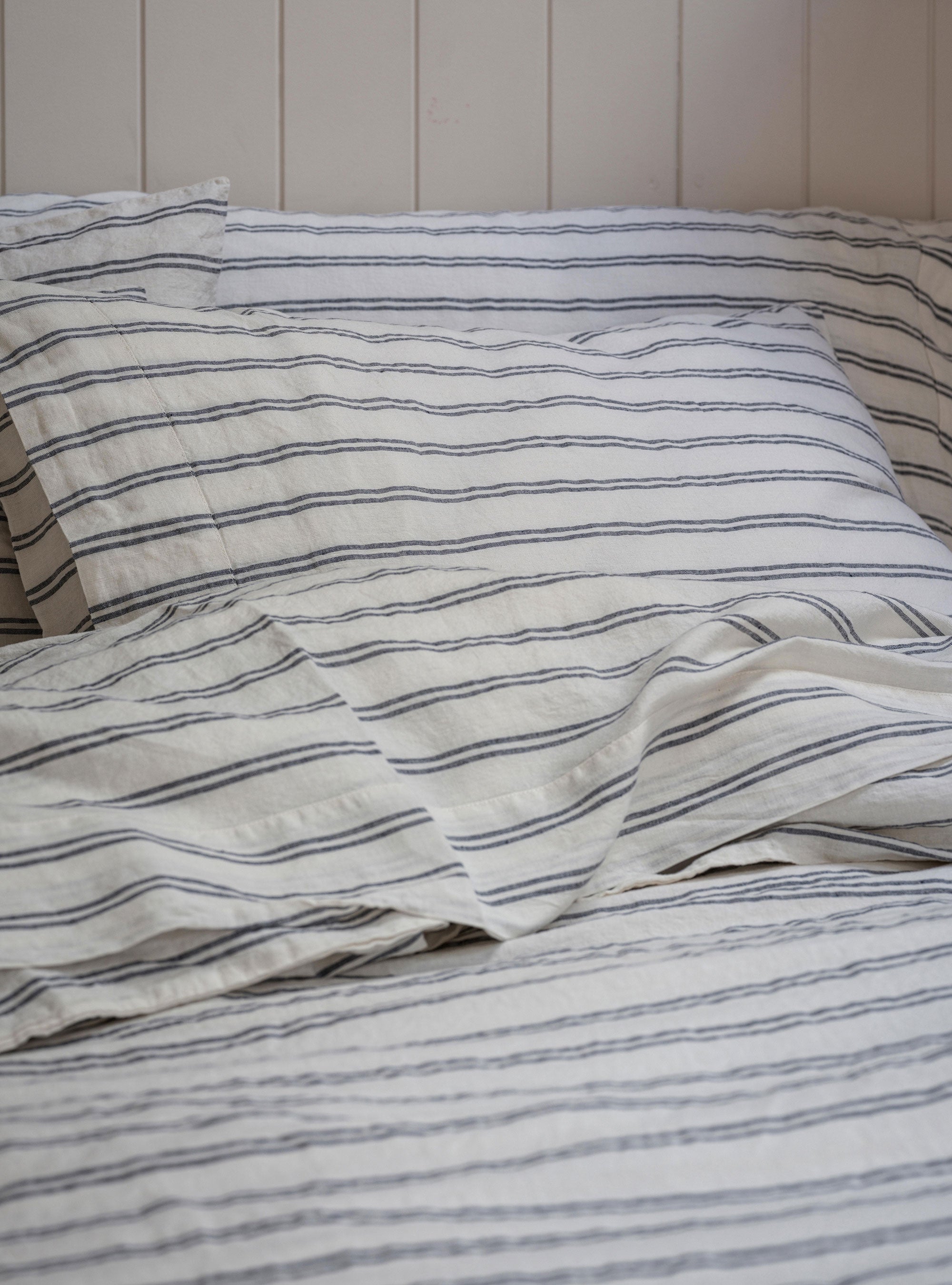 Ivory Kemptown Stripe 100% Linen Pillowcase (Pair)