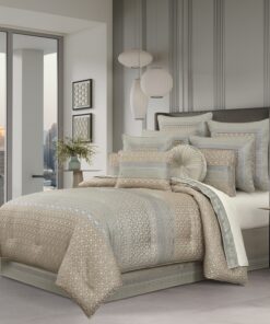 Alaro Comforter Set