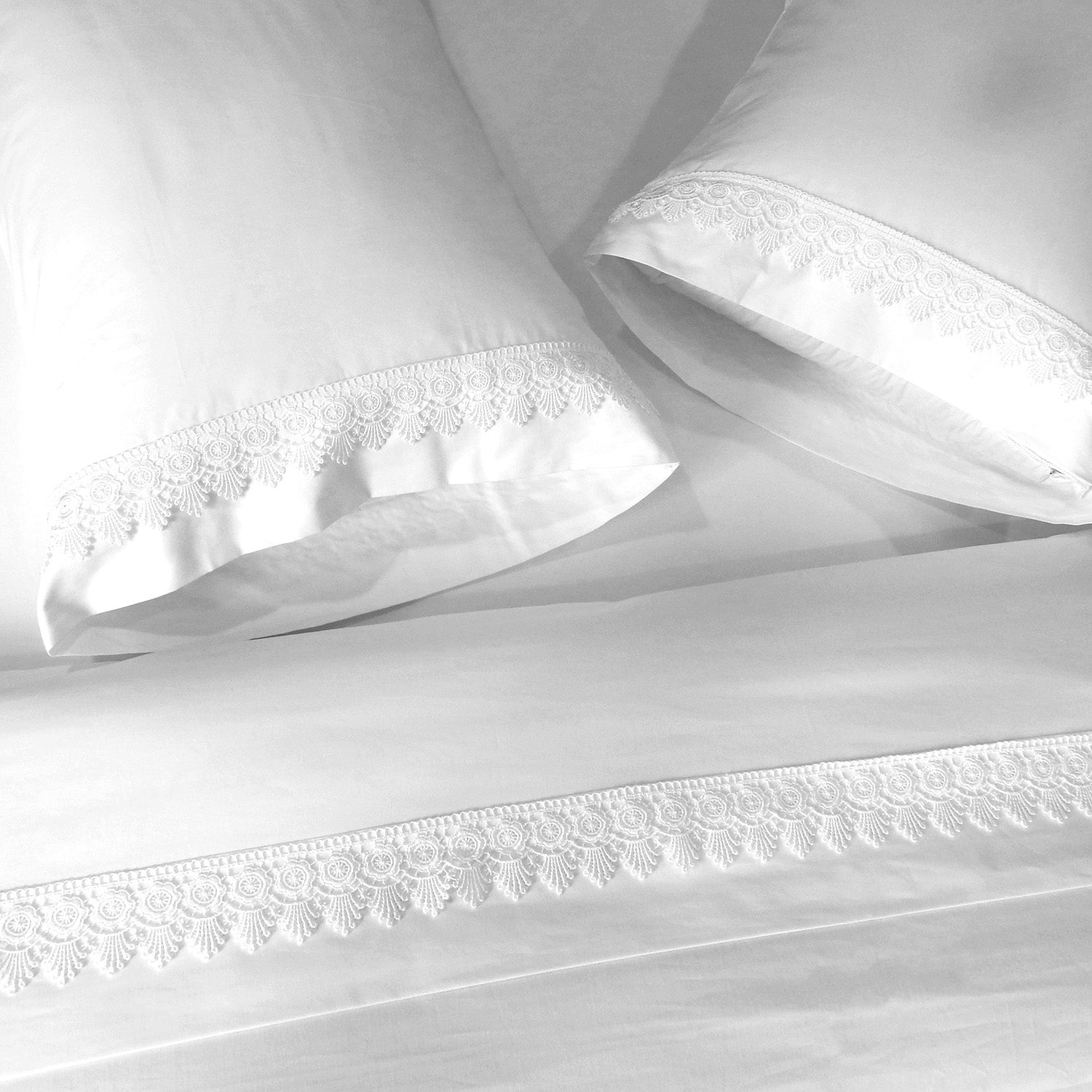 Alejandra Soft Cotton Embroidered Sheet Set - USA