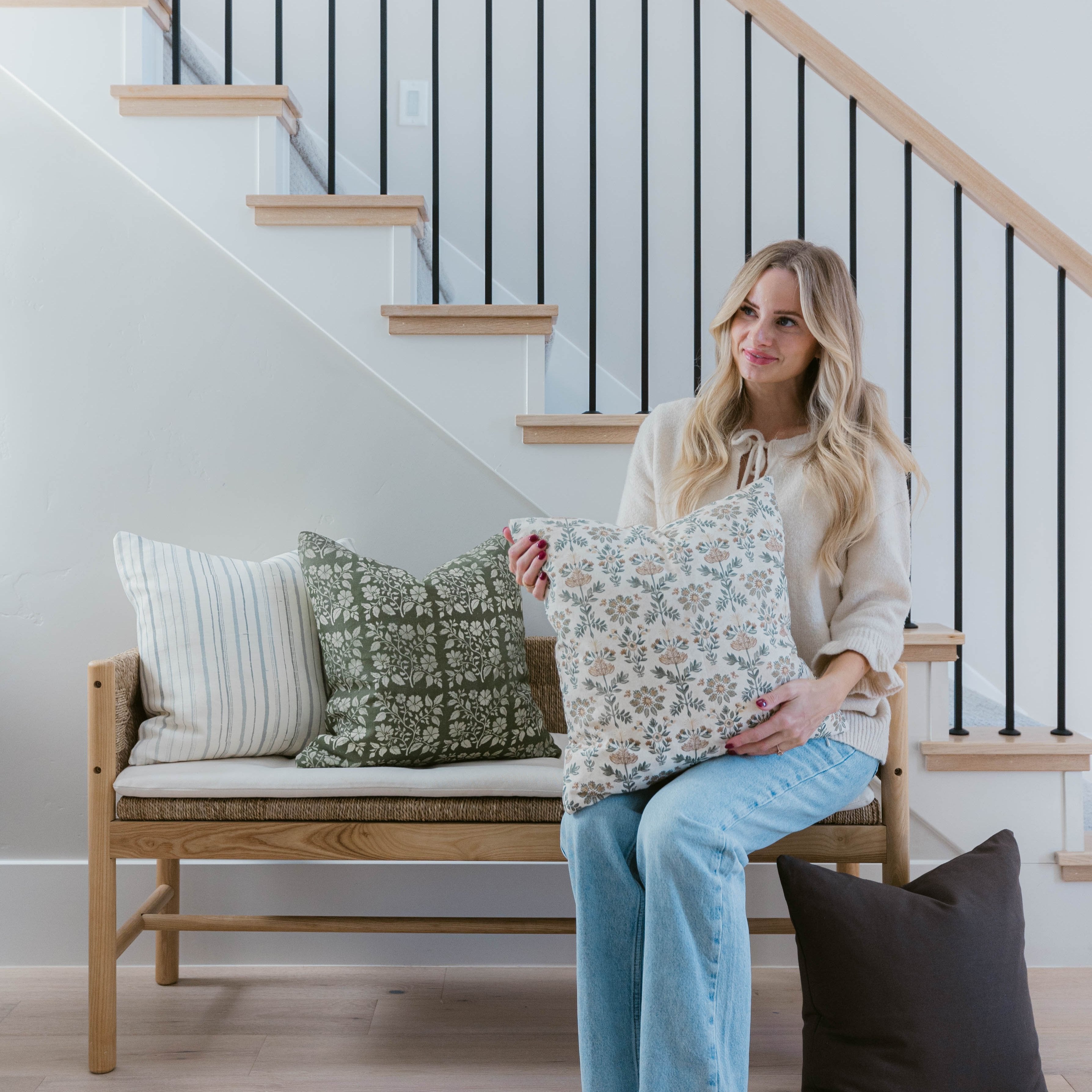 Evergreen Floral in Linen - 18 | 22 | 26 - Image 8