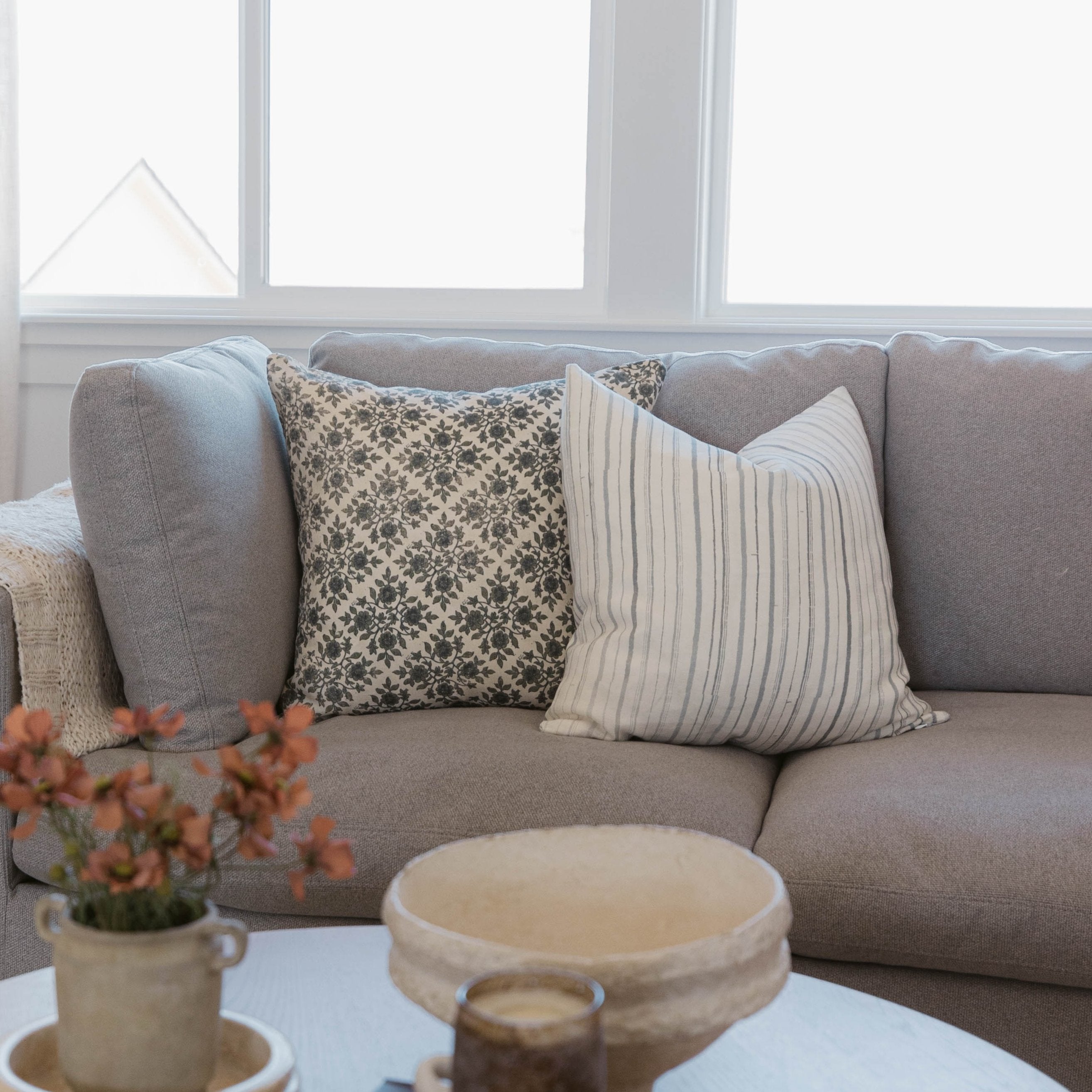 Mack in Linen - 18 | 22 - Image 5