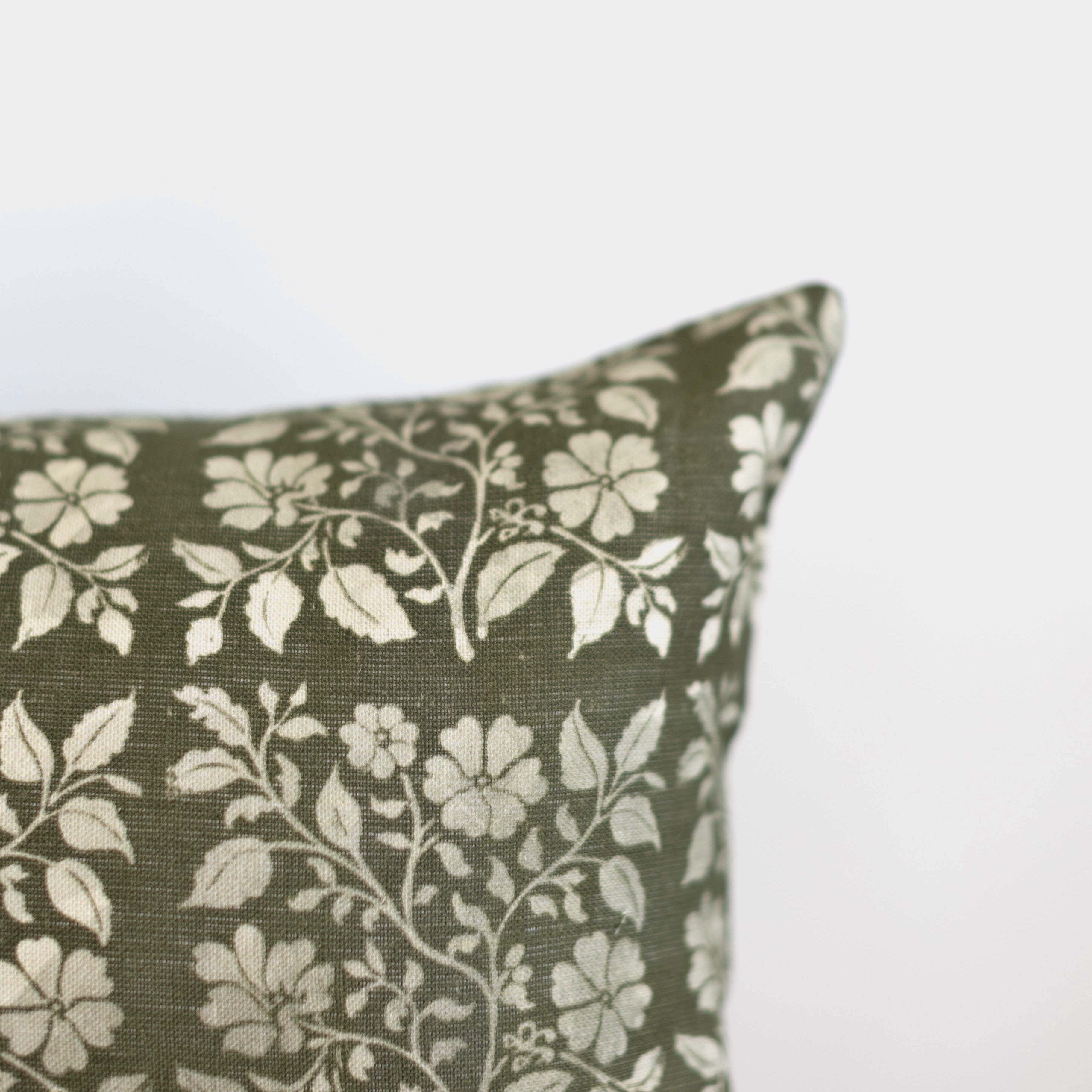 Evergreen Floral in Linen Double-sided - lumbar - 12x20 | 12x40 - Image 3