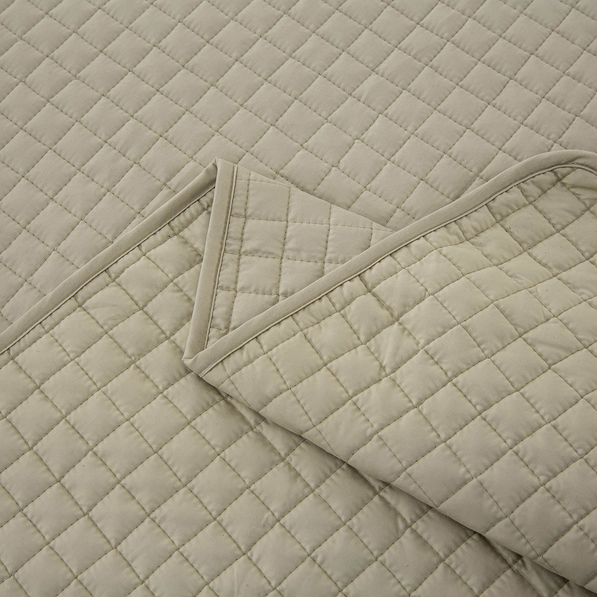 Checkered Quilts & Coverlet Set - Image 14