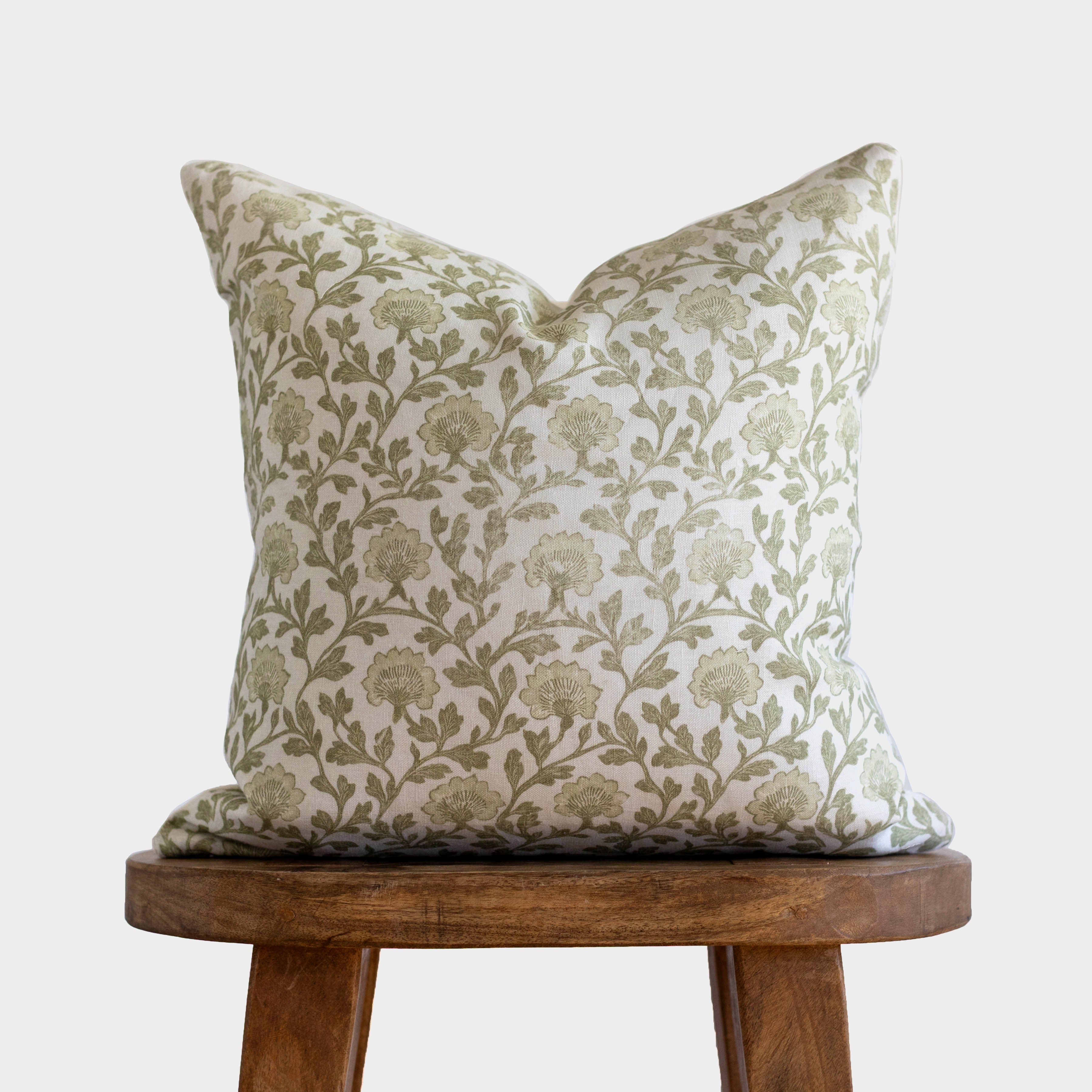 Clem in Linen - 18 | 22 - Image 2