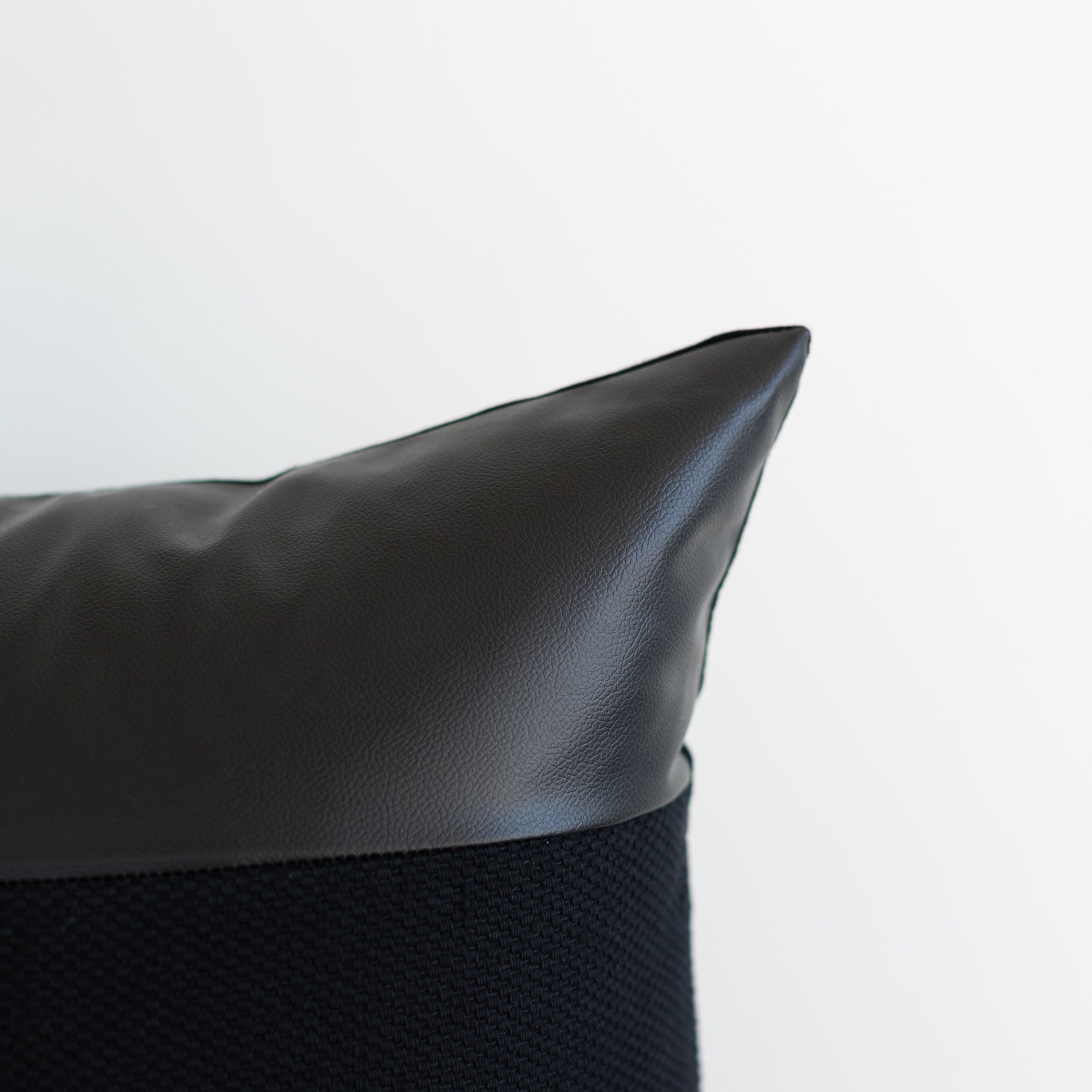 Zulu Black- 18 | 22 - Image 3