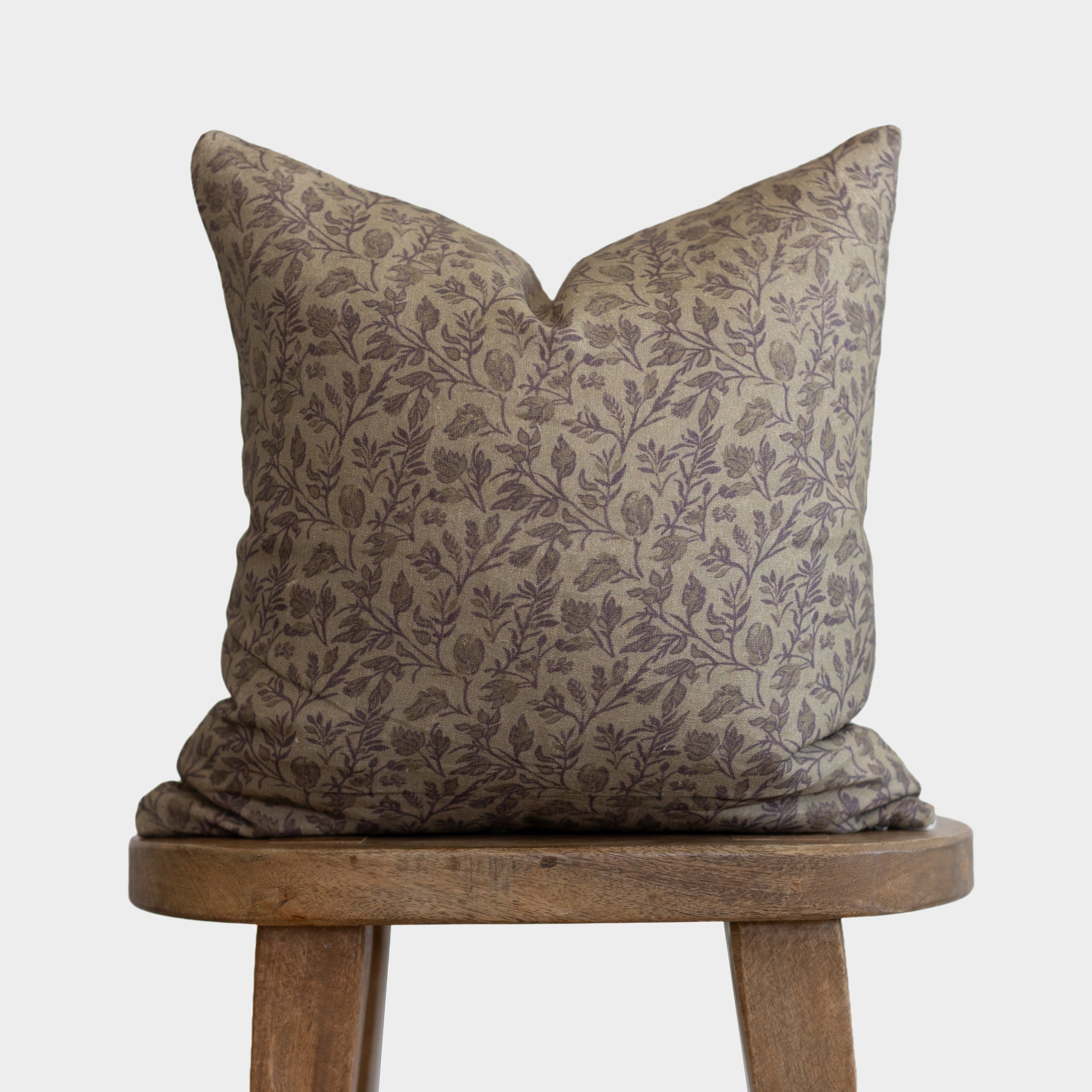 Faye - 18 | 22 - Image 3