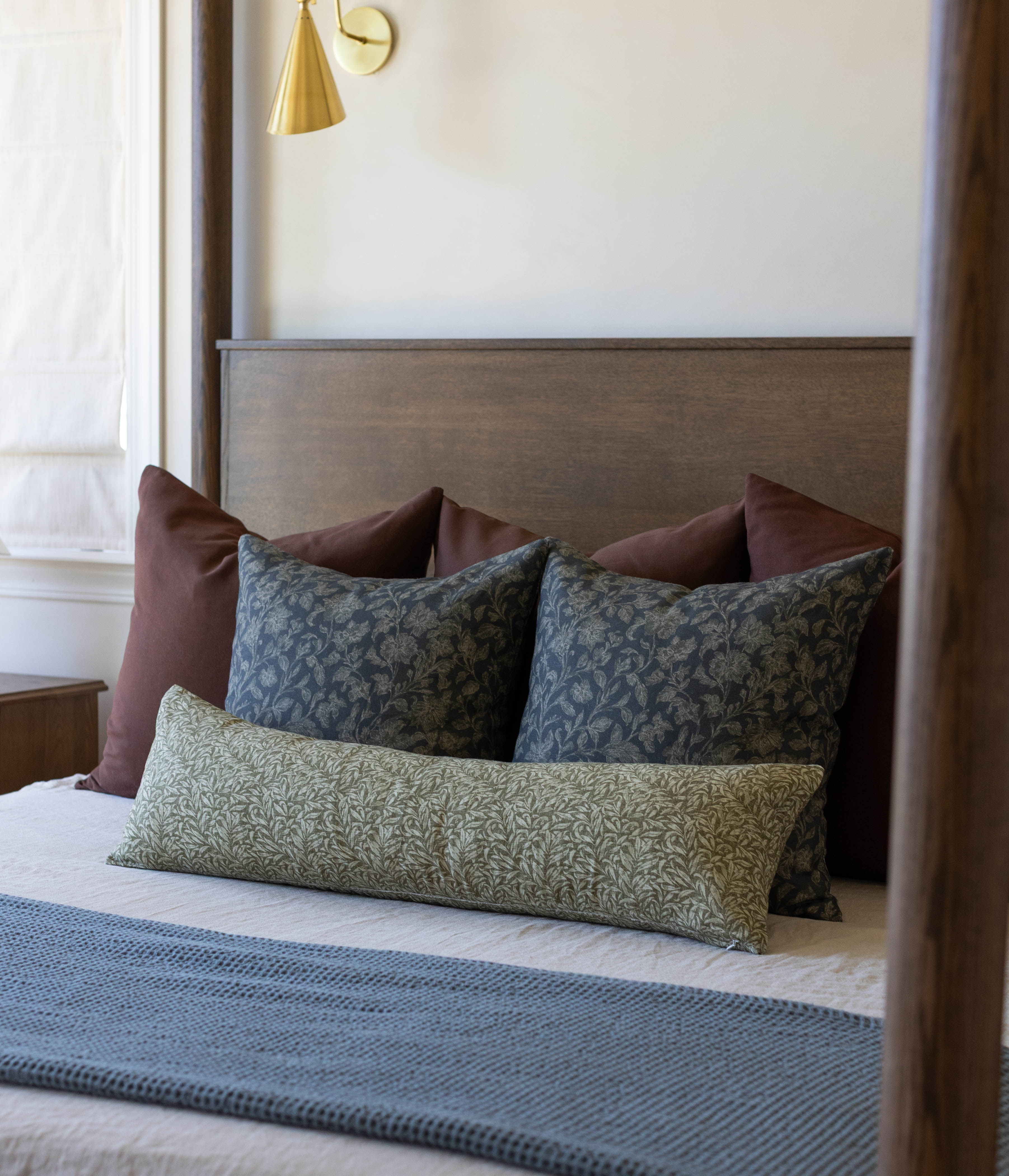 Louie in Green -12x20 | 12x40 - Image 8