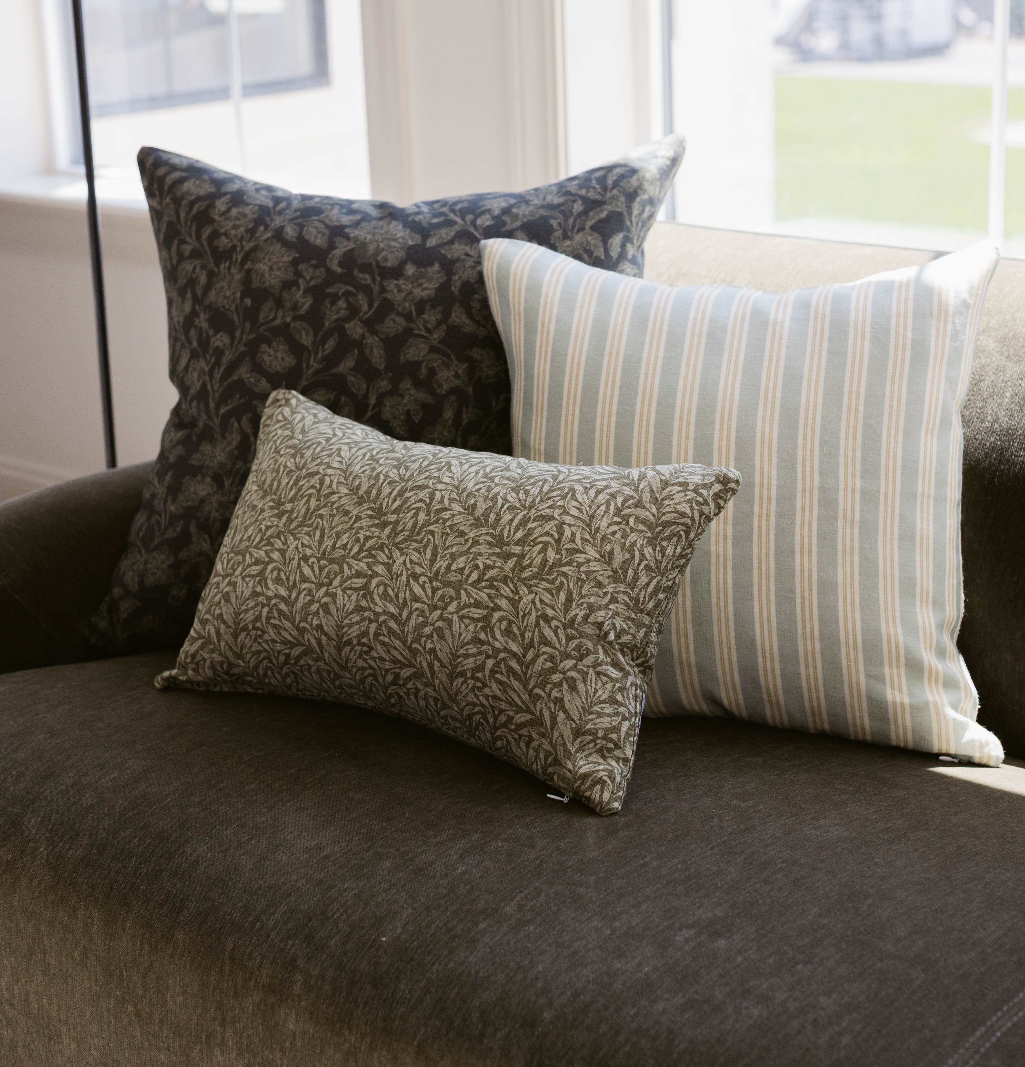 Crosby in Linen - 18 | 20 | 22 - Image 7