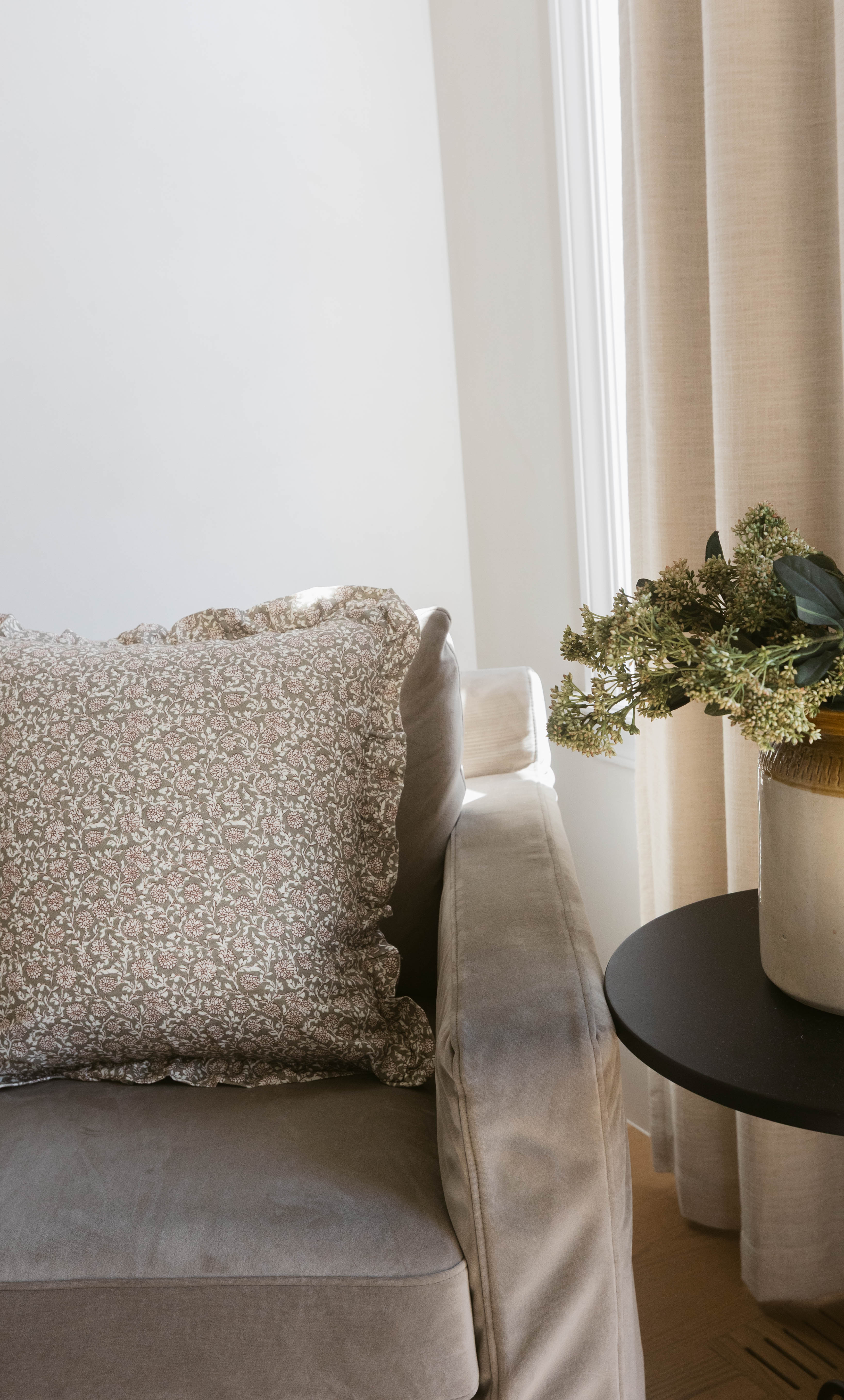 Elsie Ruffle - 18 | 22 - Image 9