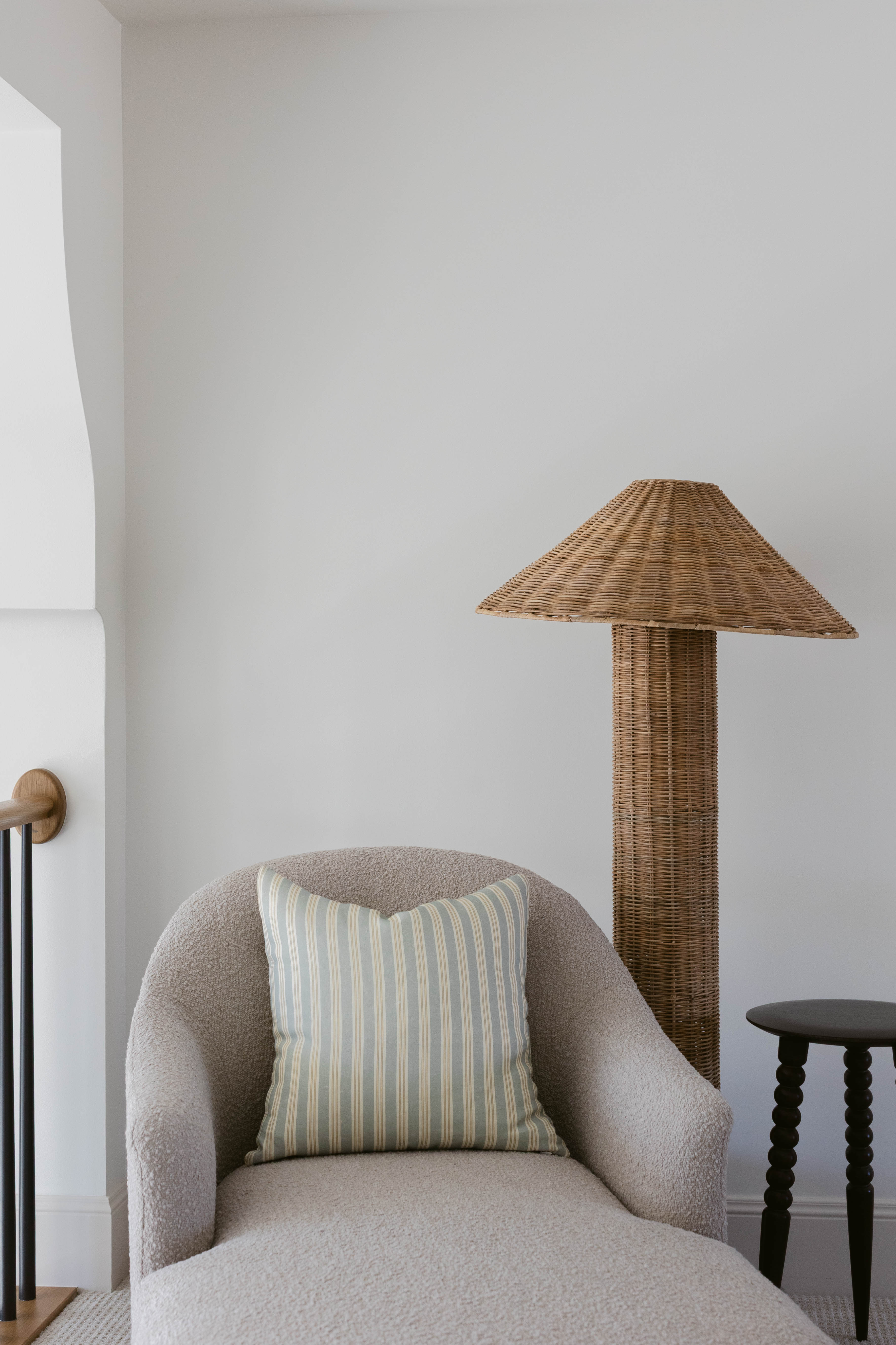 Crosby in Linen - 18 | 20 | 22 - Image 5