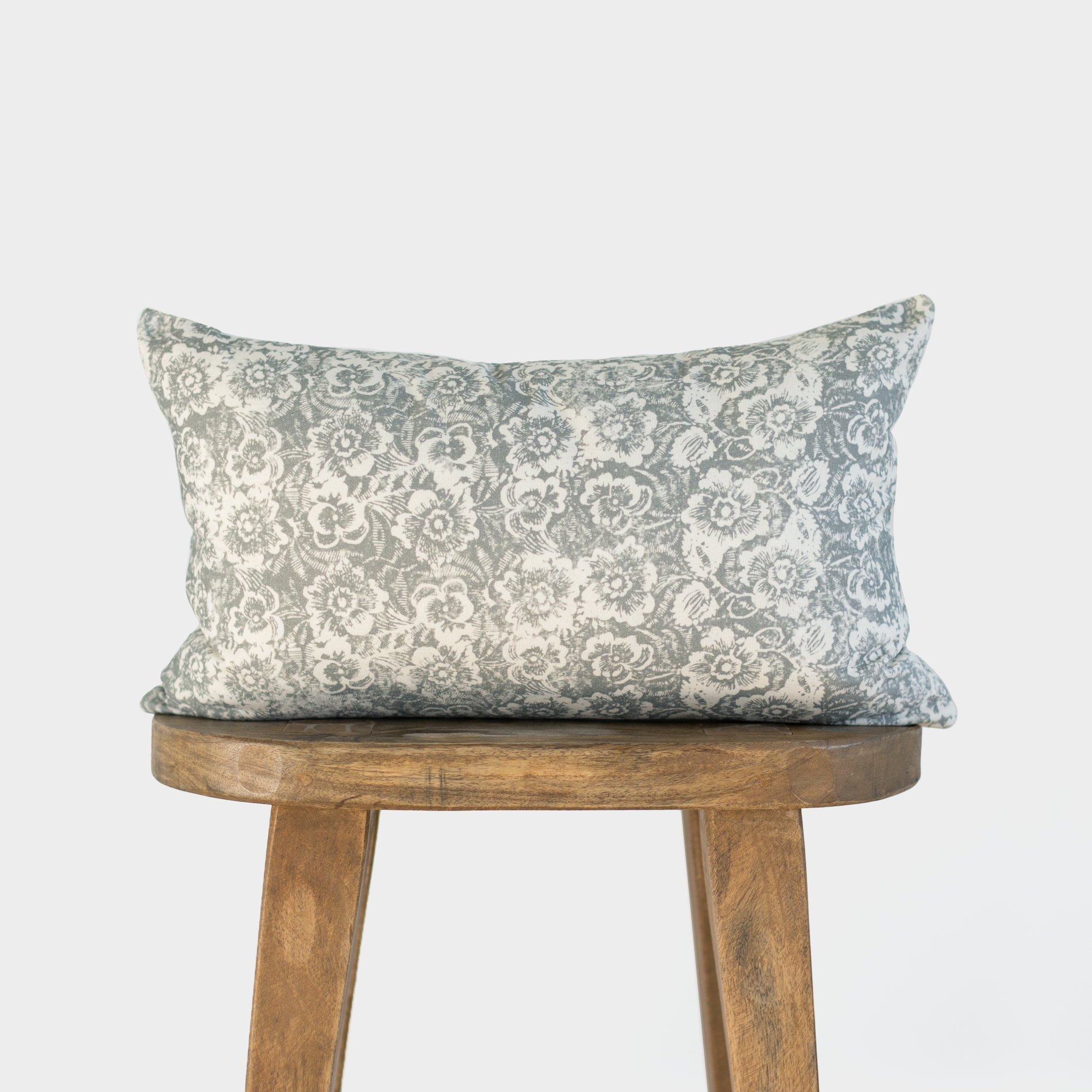 Flora In Gray Lumbar - 12x20 | 12x40