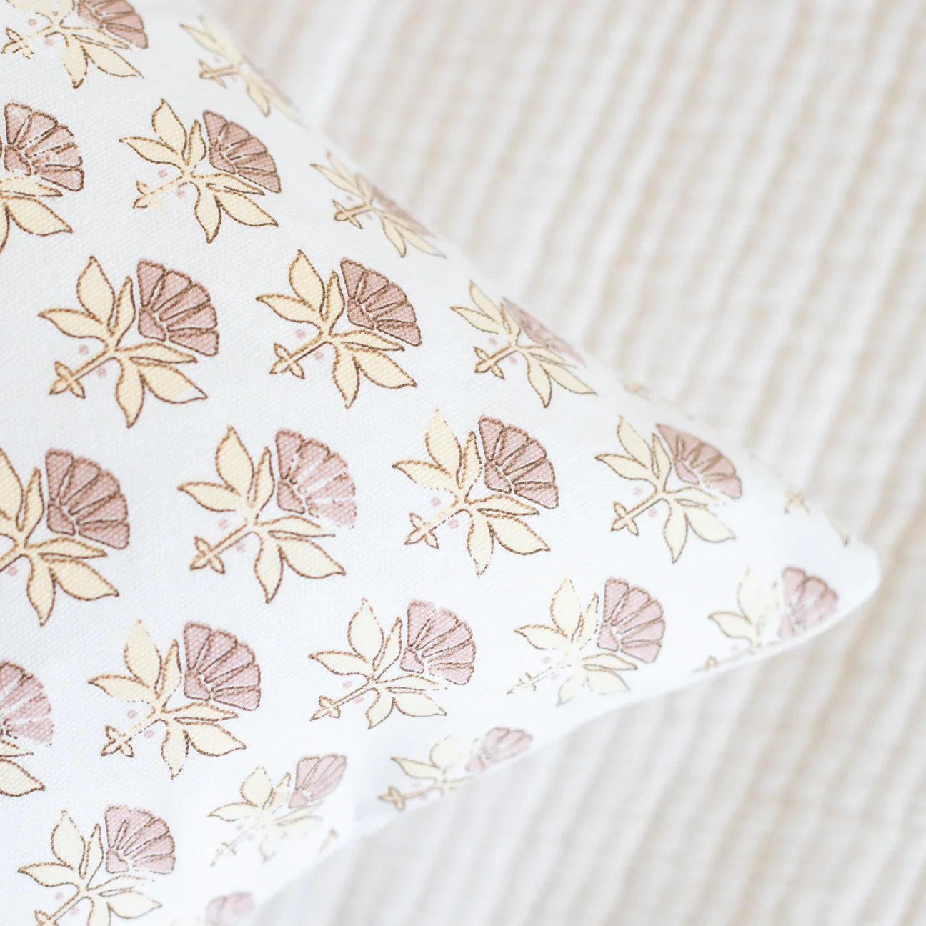 Fleur White Floral Lumbar 12x20 | 12x40 - Image 6