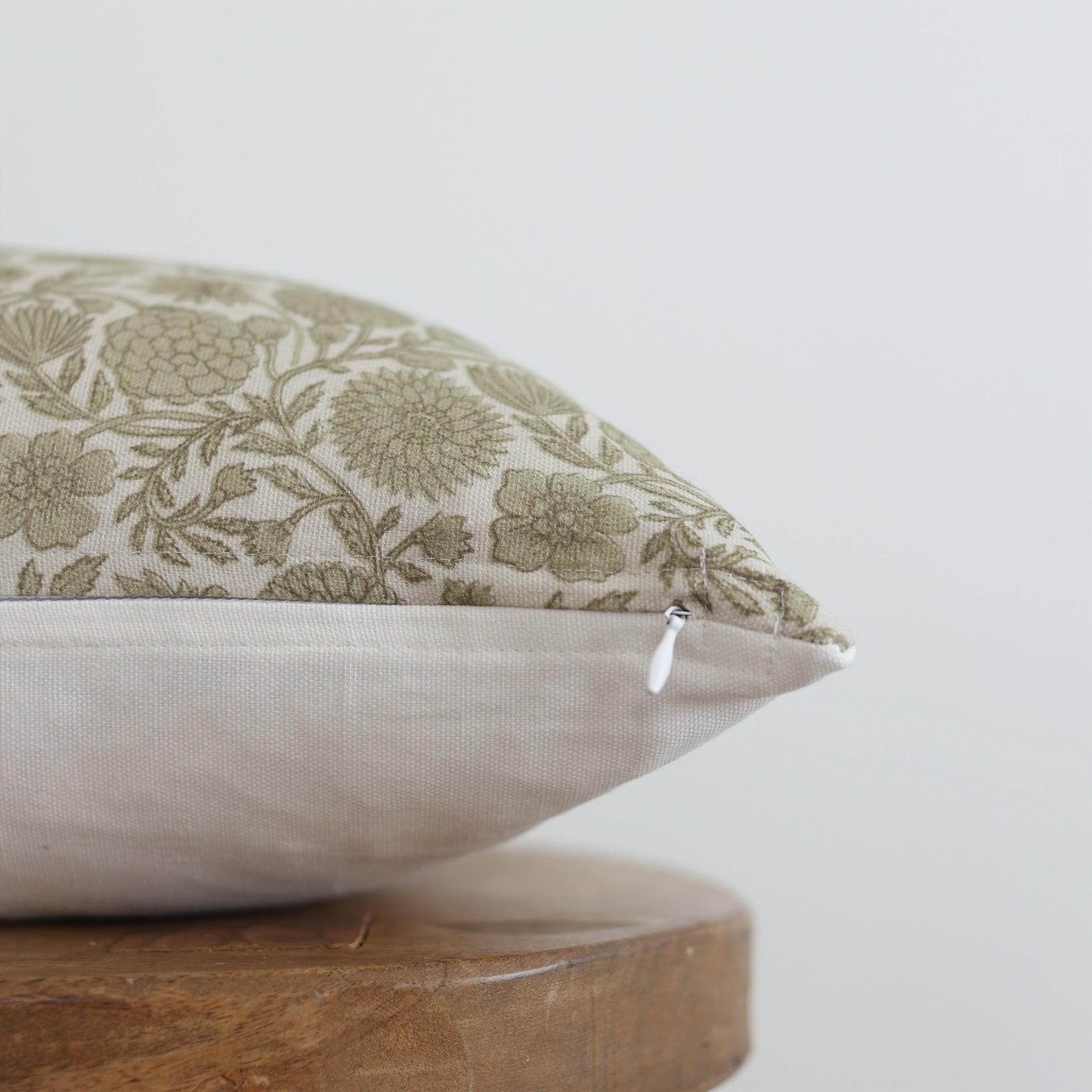 Gracie in Green - Lumbar - 12x20 | 12x40 - Image 4