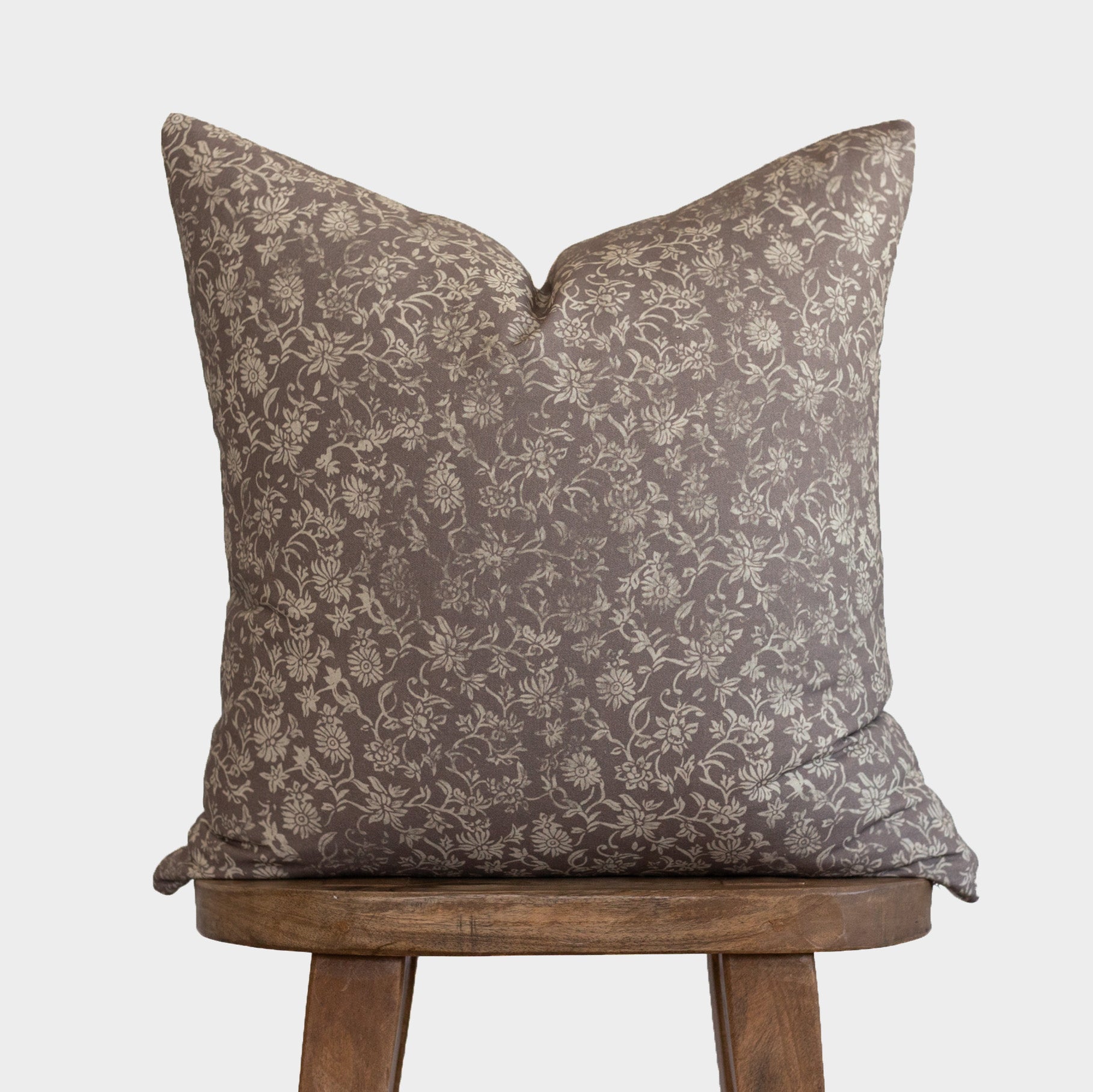 Gretta - 18 | 22 | 24