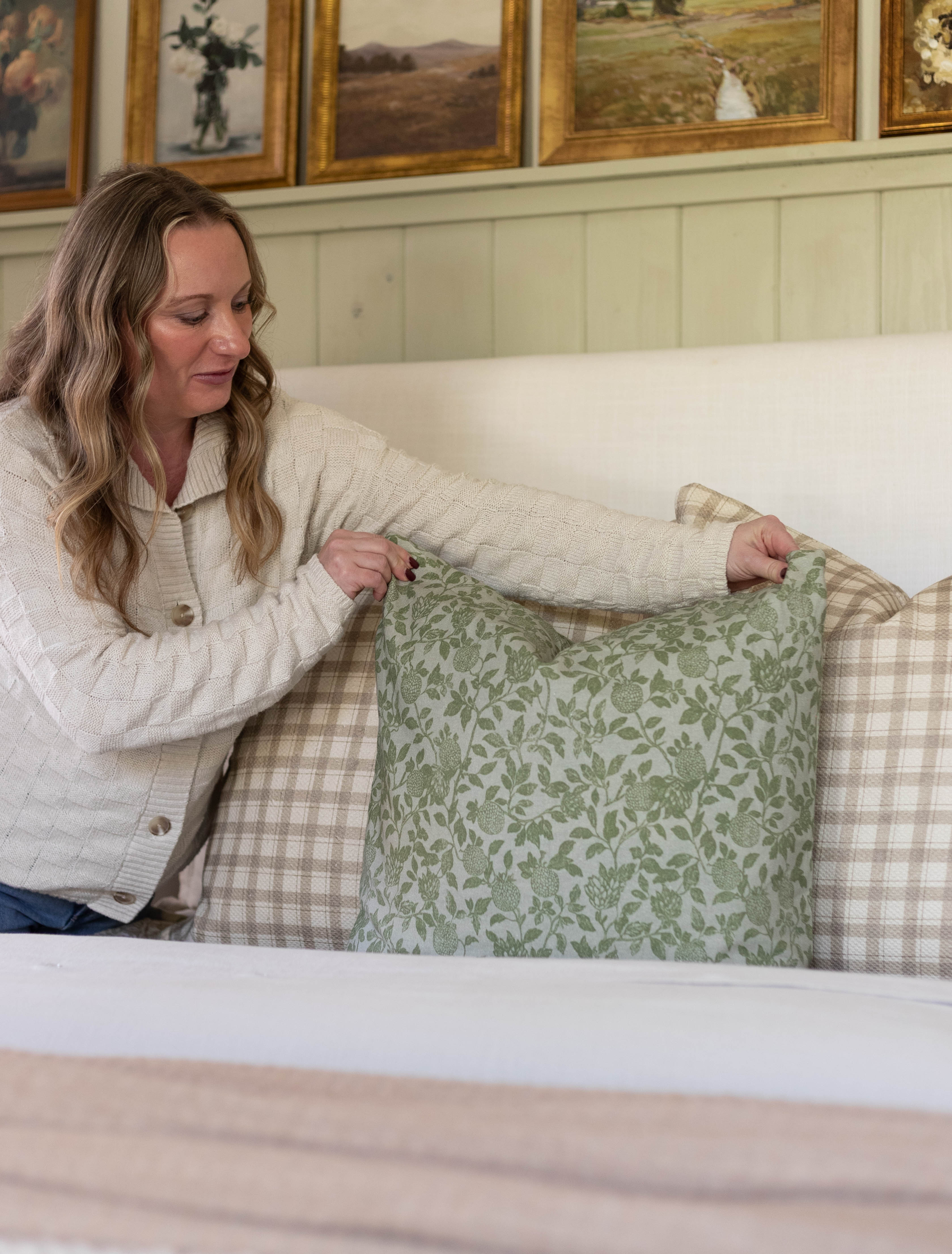 Ivy - 18 | 22 - Image 12