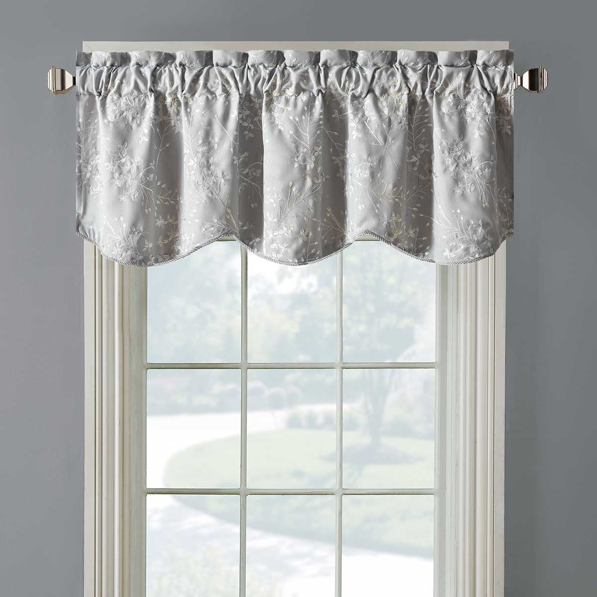 Lilia Lined Embroidered Valance 52Wx17L (Single) - Image 4