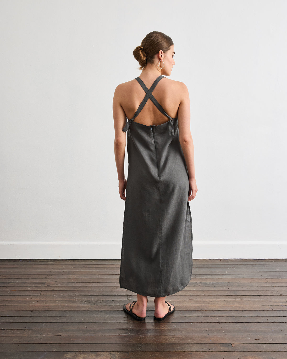 Boulevard Linen Maxi Dress in Charcoal - Image 3