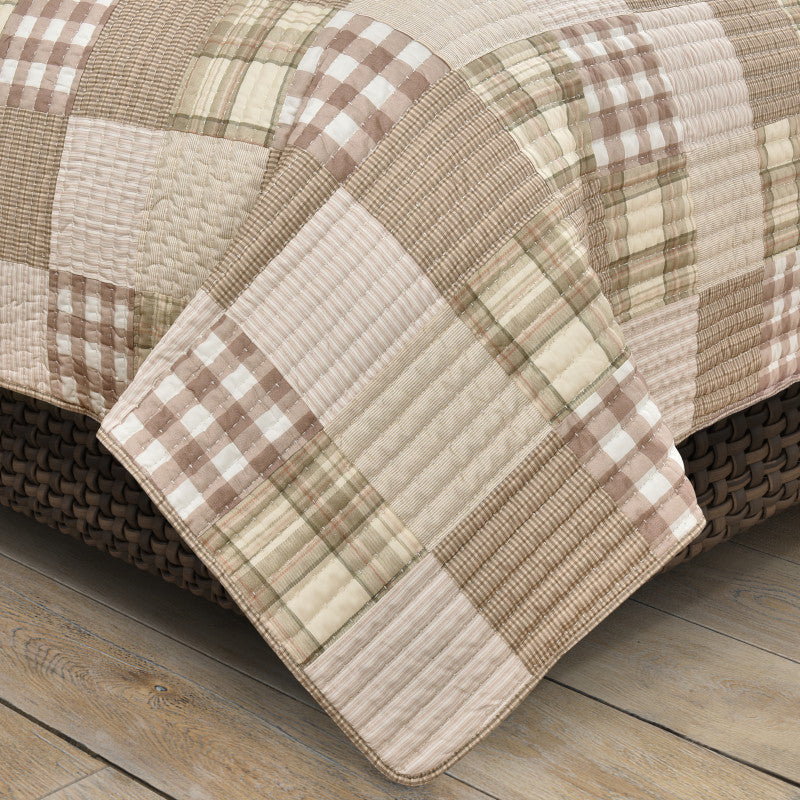 Mayfair Quilt - Image 3