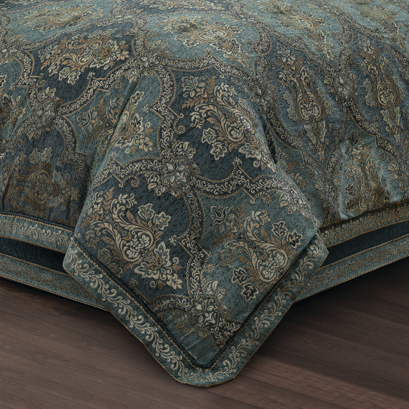 Nancy Comforter Set - Image 3