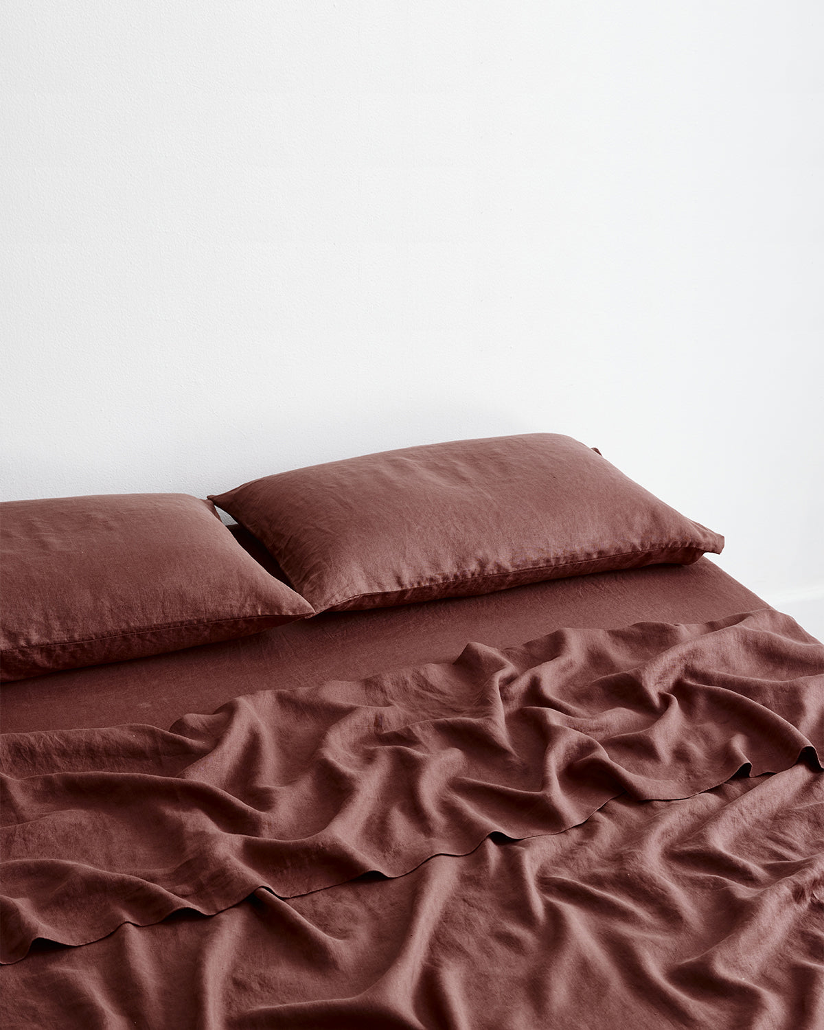 Cacao 100% French Flax Linen Fitted Sheet Set - Image 3
