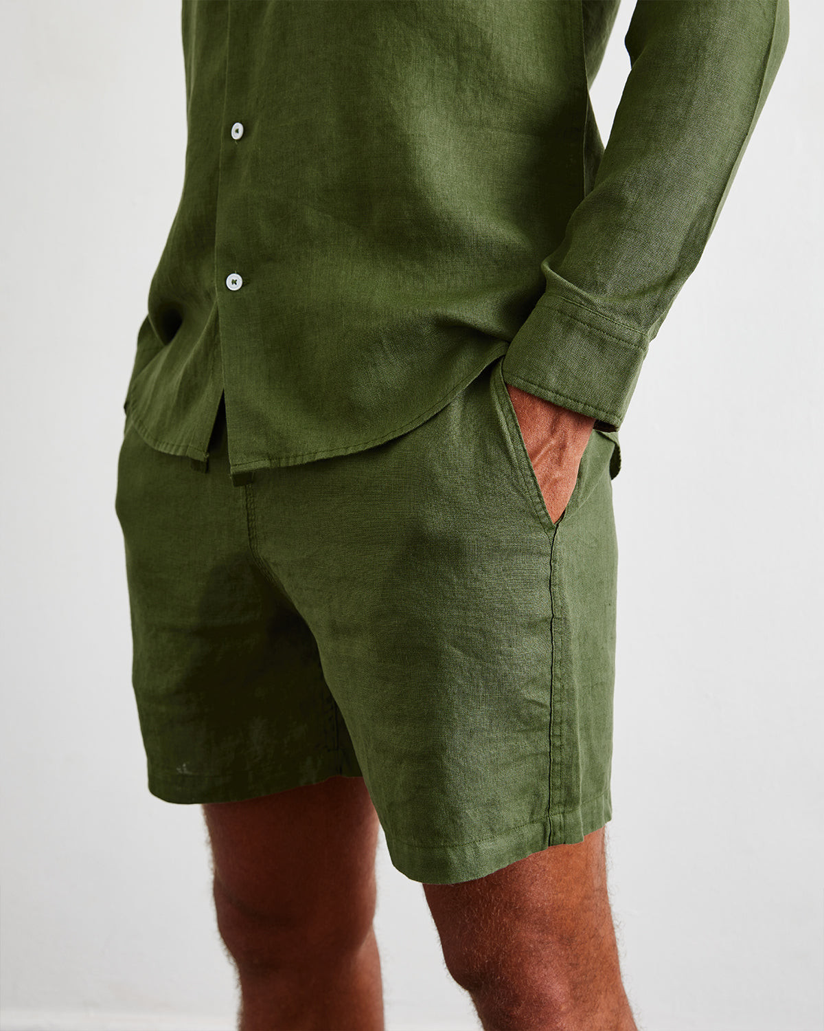 Olive 100% French Flax Linen Men's Shorts - Image 3